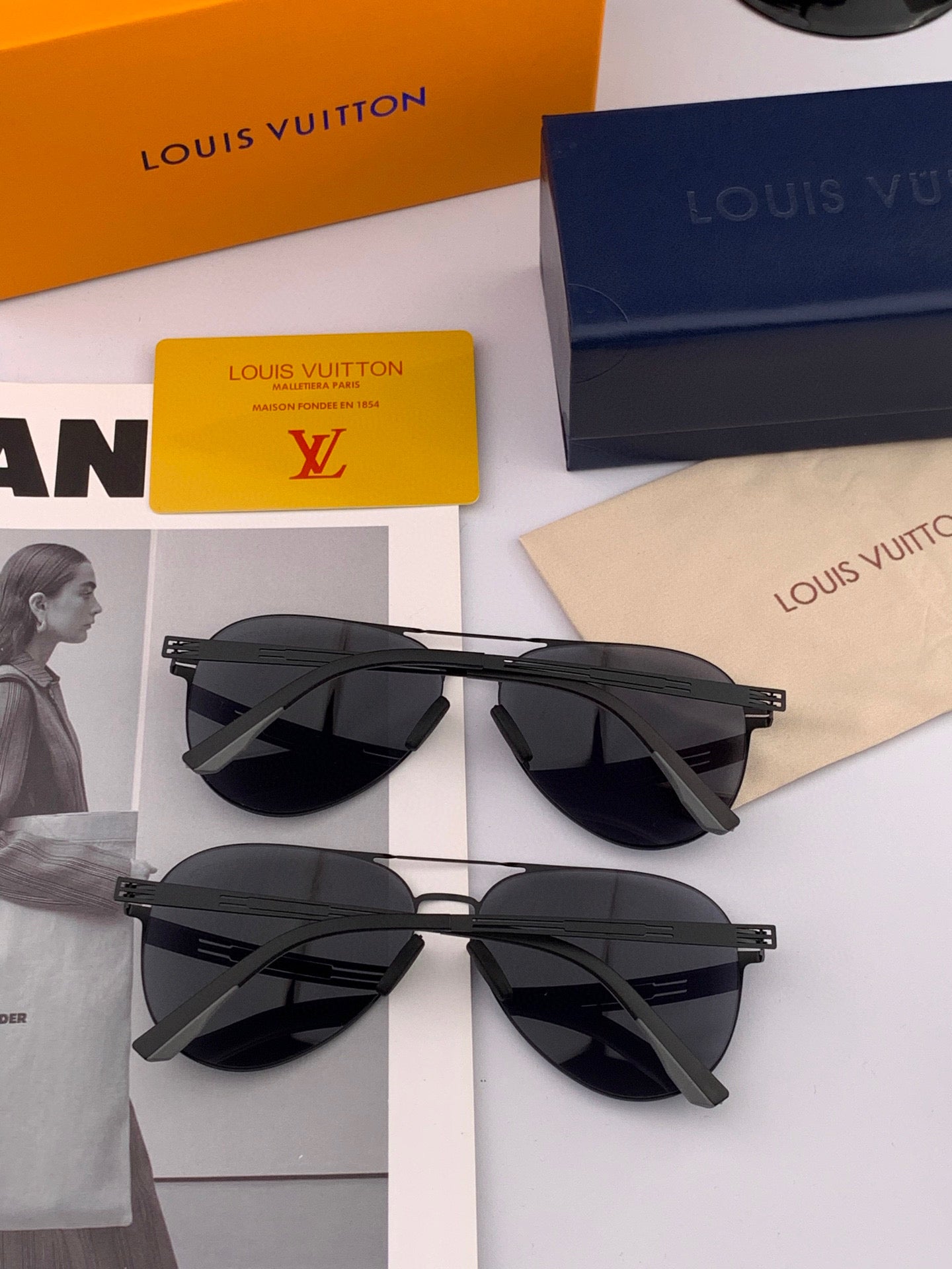 PILOT SUNGLASSES L169 IN METAL - Small