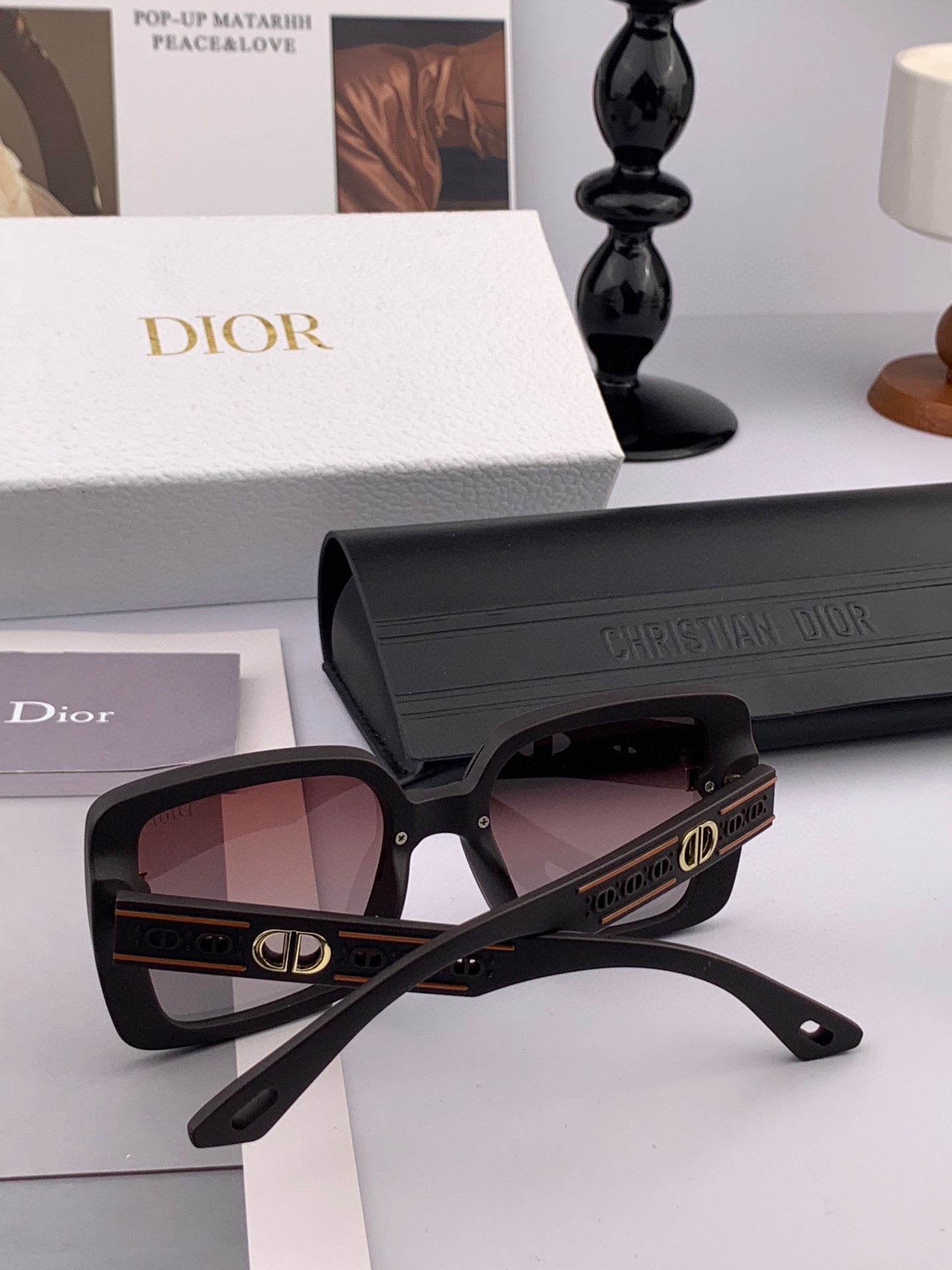 MONTAIGNE SUNGLASS CD1228 IN ACETATE EMBOSSED LOGO - Black