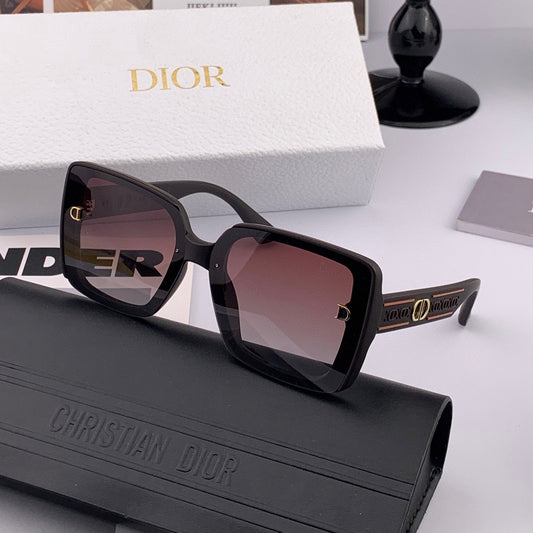 MONTAIGNE SUNGLASS CD1228 IN ACETATE EMBOSSED LOGO - Black