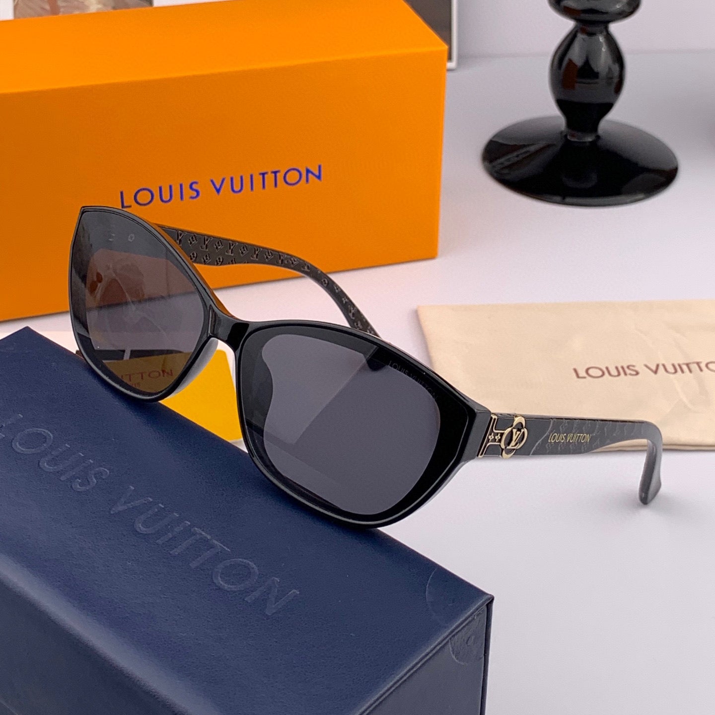 CAT EYE SUNGLASSES L2552 IN ACETATE - Black