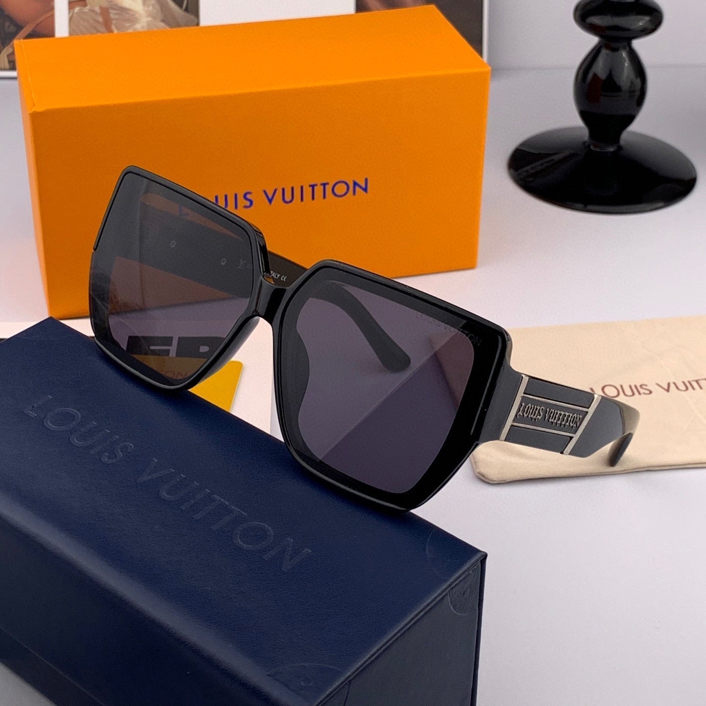 SQUARE SUNGLASSES L6303 IN ACETATE - Black