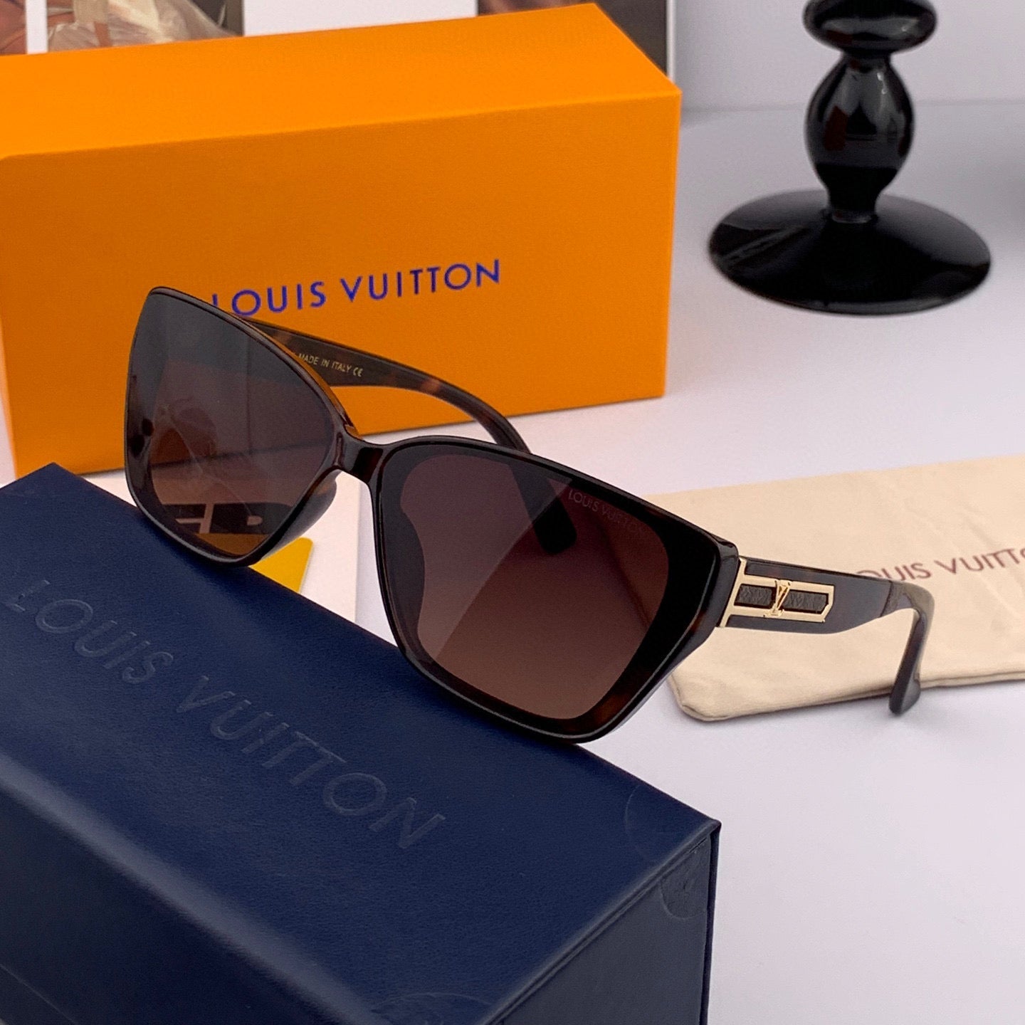 CAT EYE SUNGLASSES L0552 IN ACETATE - Black