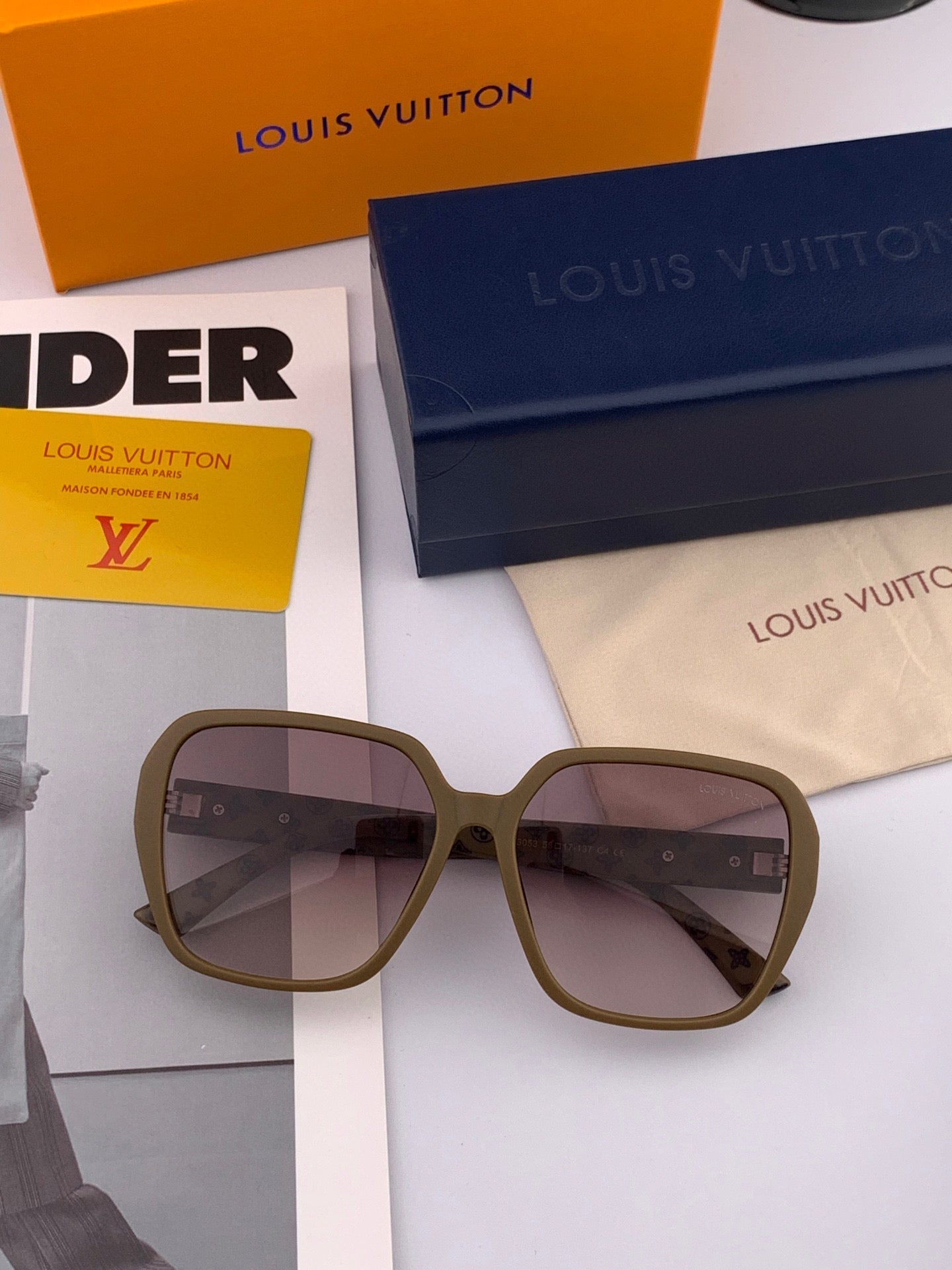 SIGNATURE ROUND SUNGLASSES L3305 IN ACETATE - Ivory