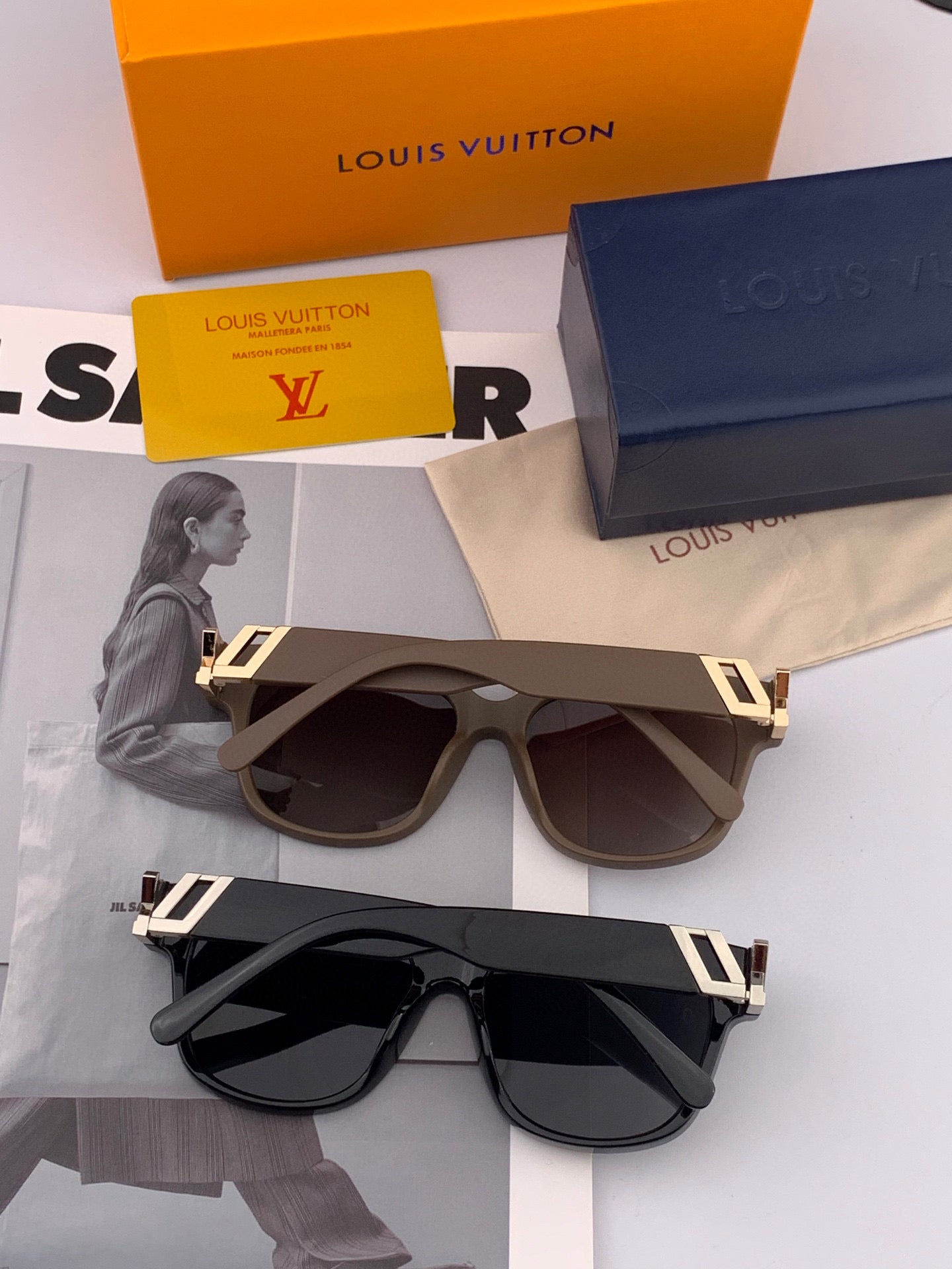 CAT EYE SUNGLASSES L5516 IN ACETATE - Black