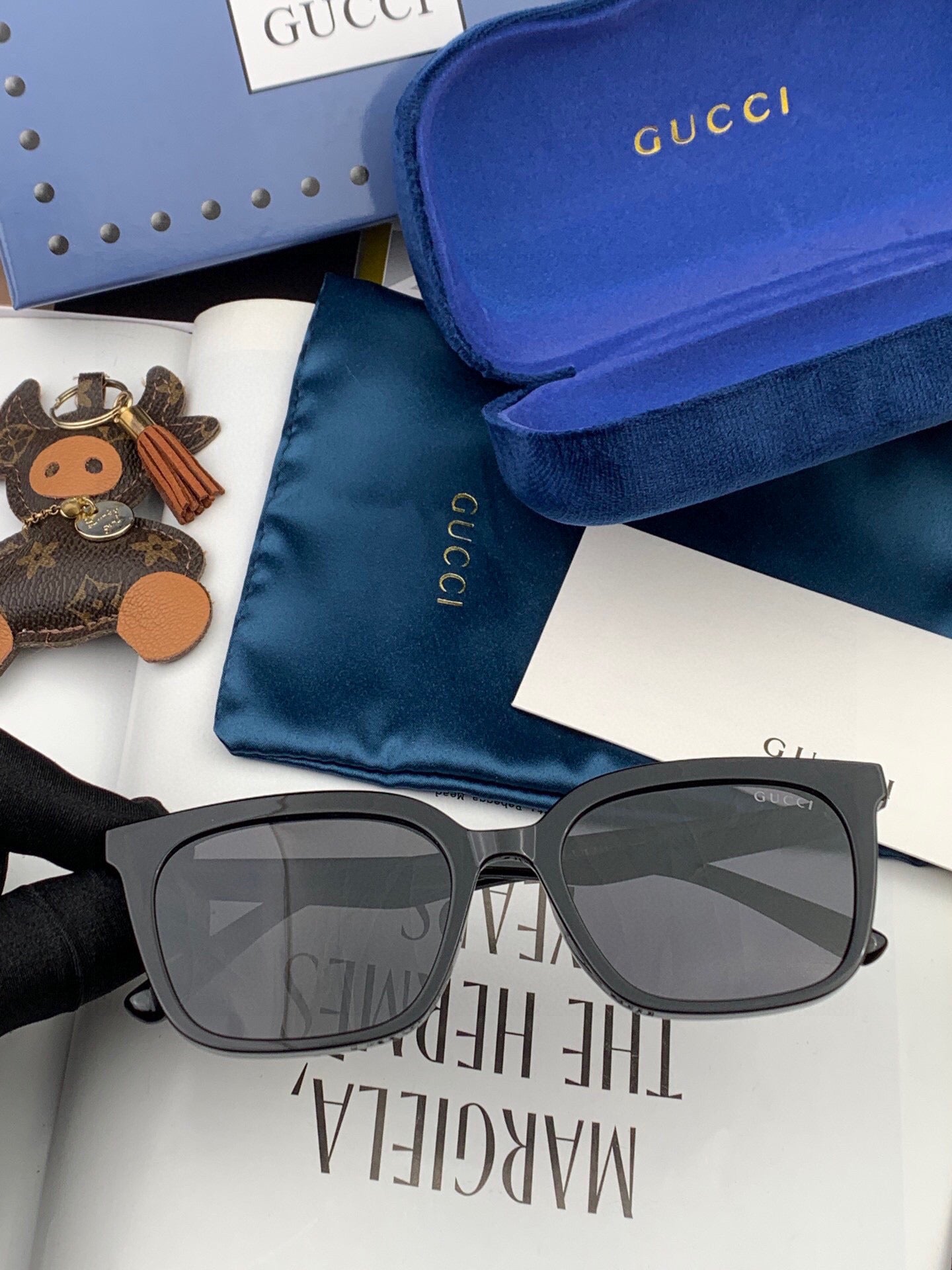 RECTANGULAR FRAME SUNGLASSES G6290 IN ACETATE - Black/ black