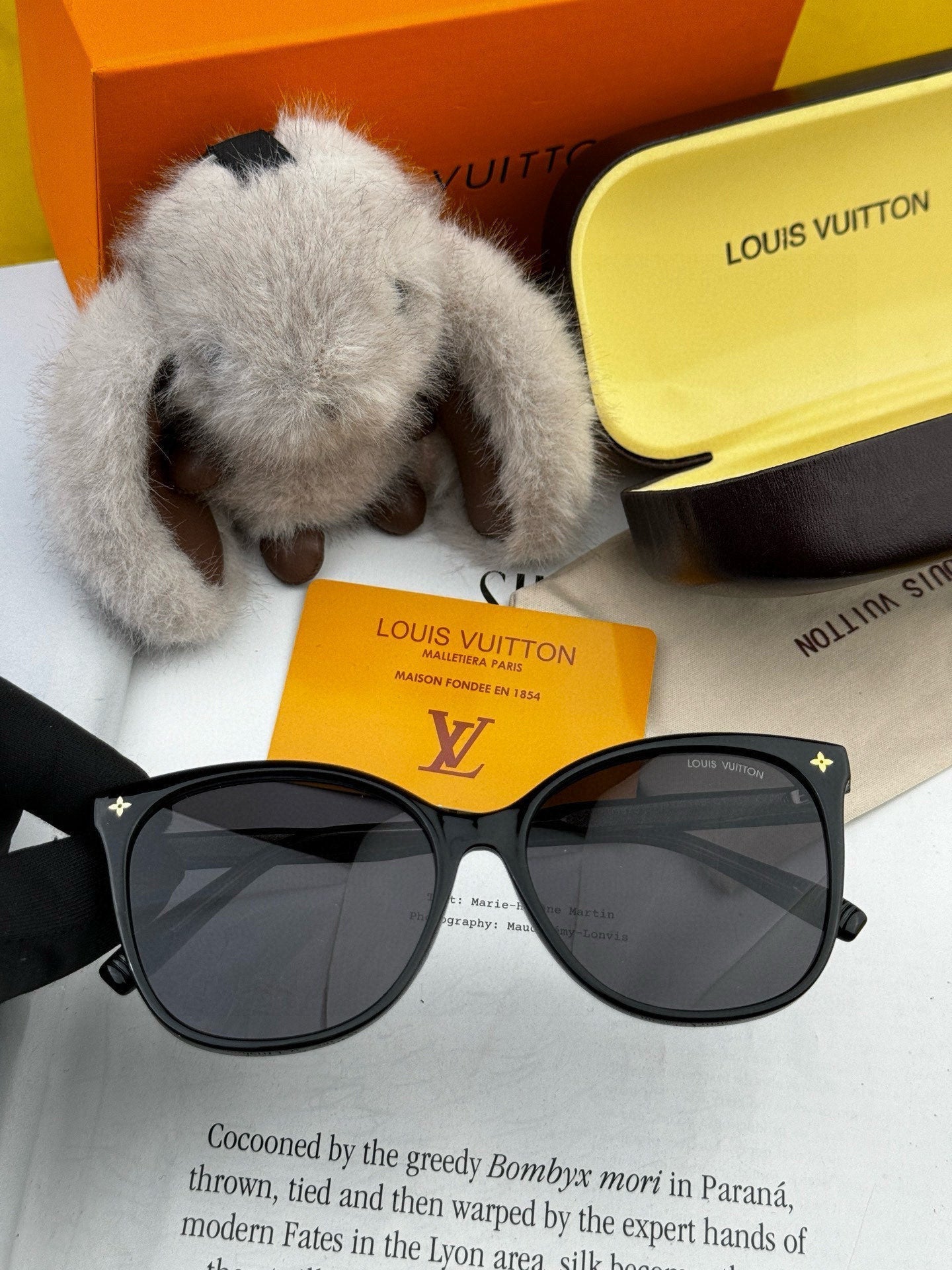 SIGNATURE ROUND SUNGLASSES L3387 IN ACETATE - Ivory