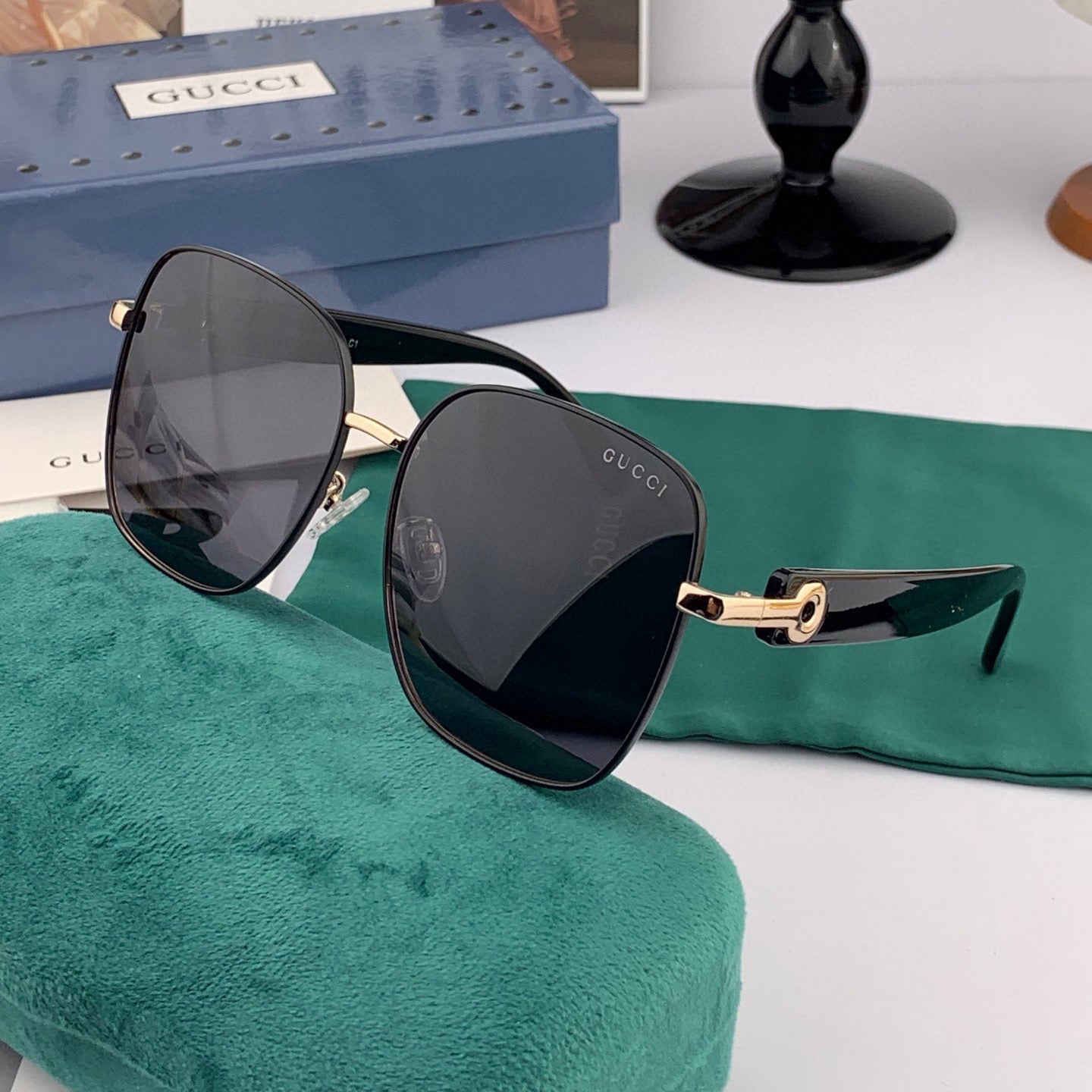 OVERSIZED SQUARE FRAME SUNGLASSES G9388 IN METAL - Gradient pink