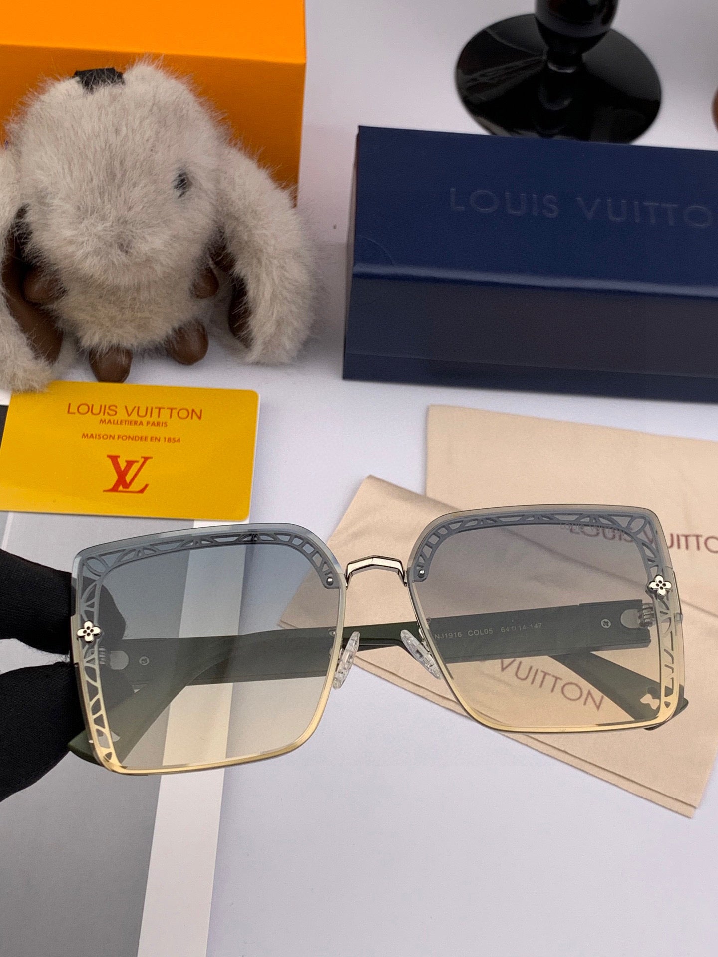 SQUARE SUNGLASSES L6191 IN ACETATE - Brown