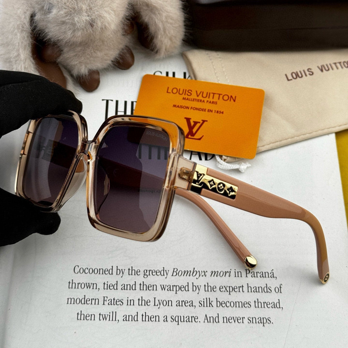 LARGE SQUARE SUNGLASS L6250 IN ACETATE - Beige