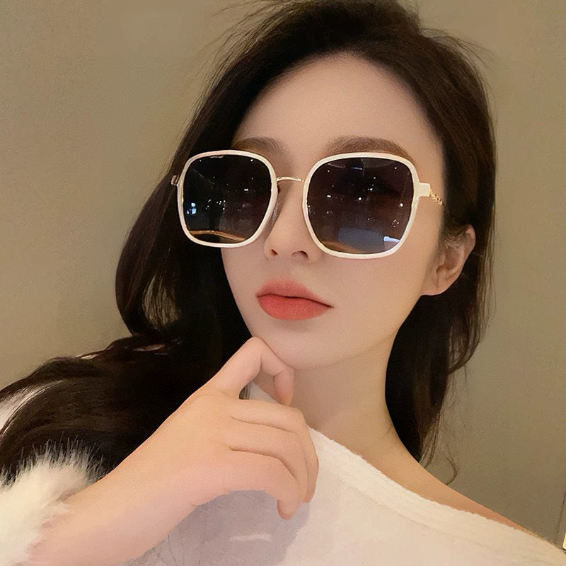 SQUARE SUNGLASSES CH0826 IN METAL - White
