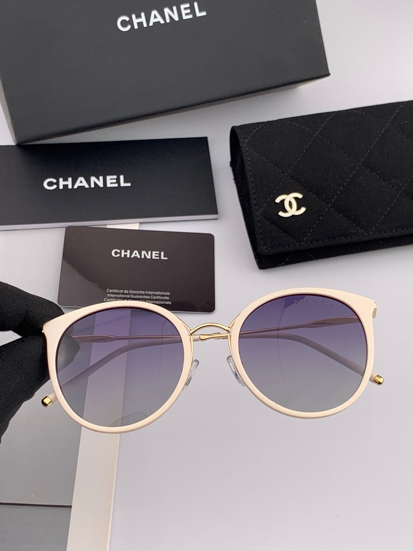 CAT EYE SUNGLASSES CH7827 IN ACETATE FRAME METAL - White