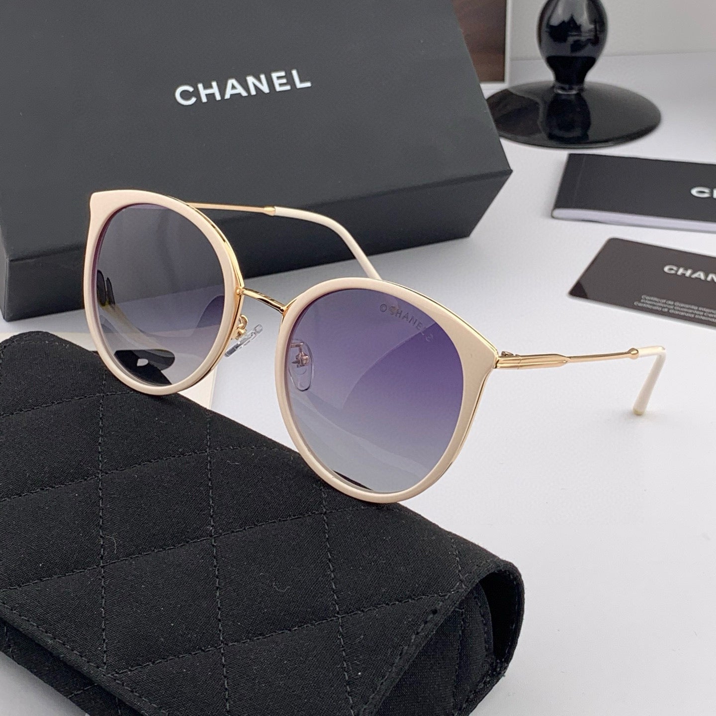 CAT EYE SUNGLASSES CH7827 IN ACETATE FRAME METAL - White