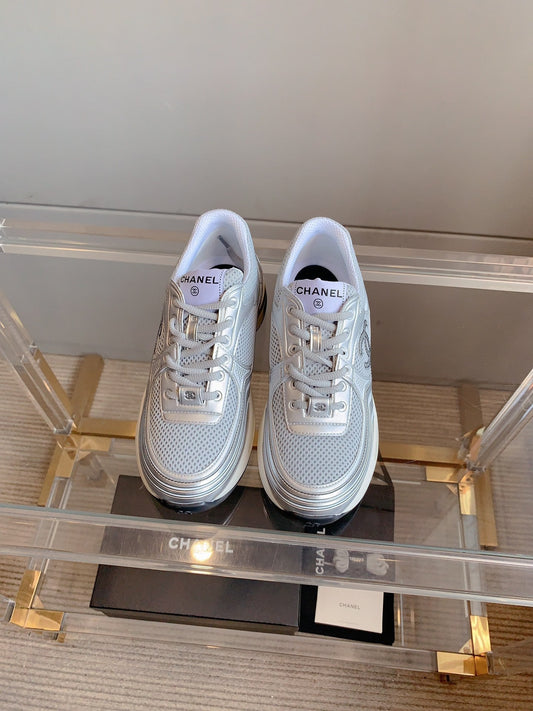 CC SNEAKERS IN GLOSSY SILVER CALFSKIN AND MESH - 35