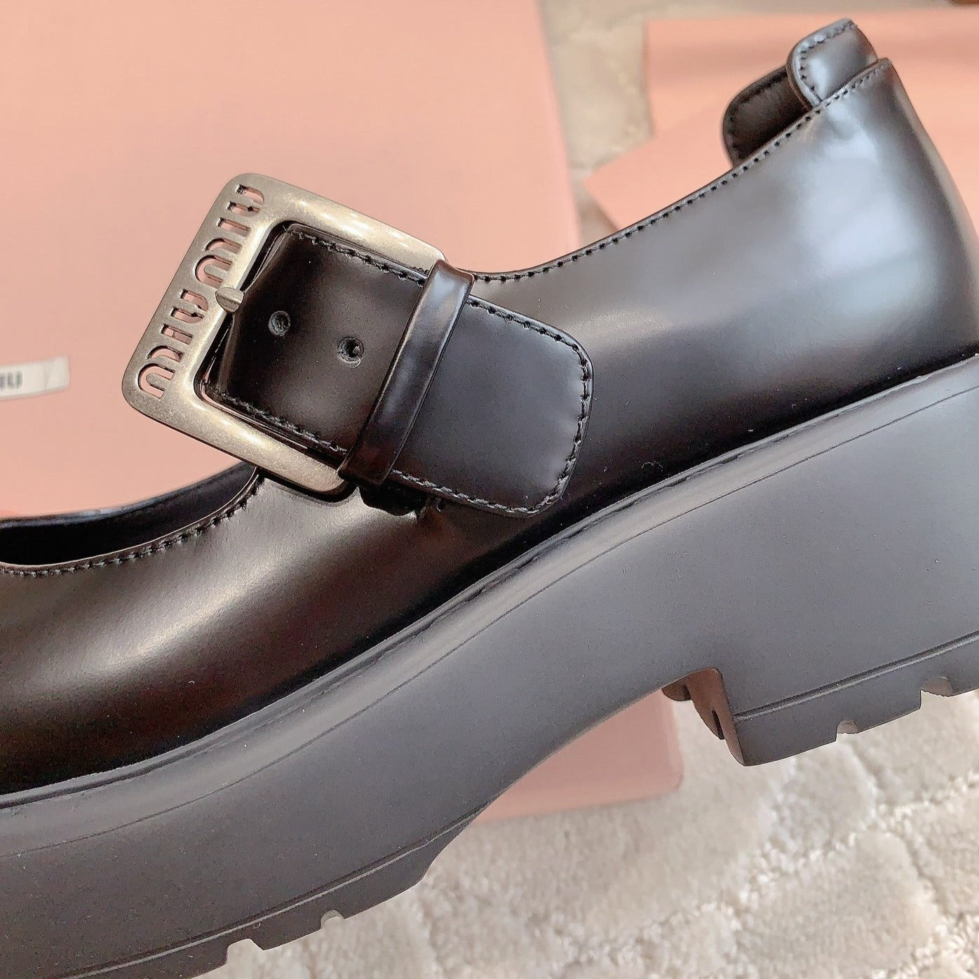 Loafer Black Cowhide With Cross-strap - 35
