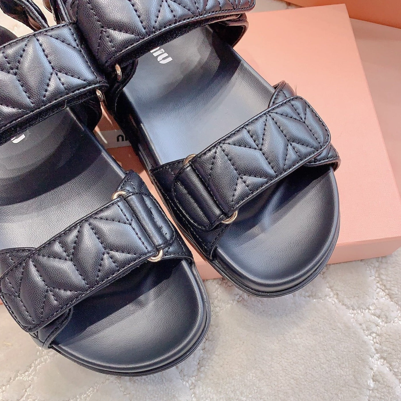 Sandals Black Sheepskin With Horizontal Straps - 35