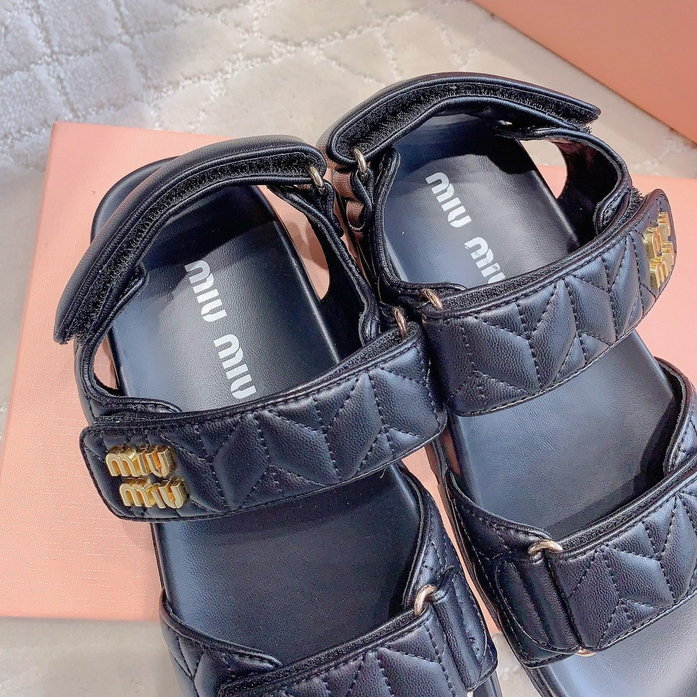Sandals Black Sheepskin With Horizontal Straps - 35