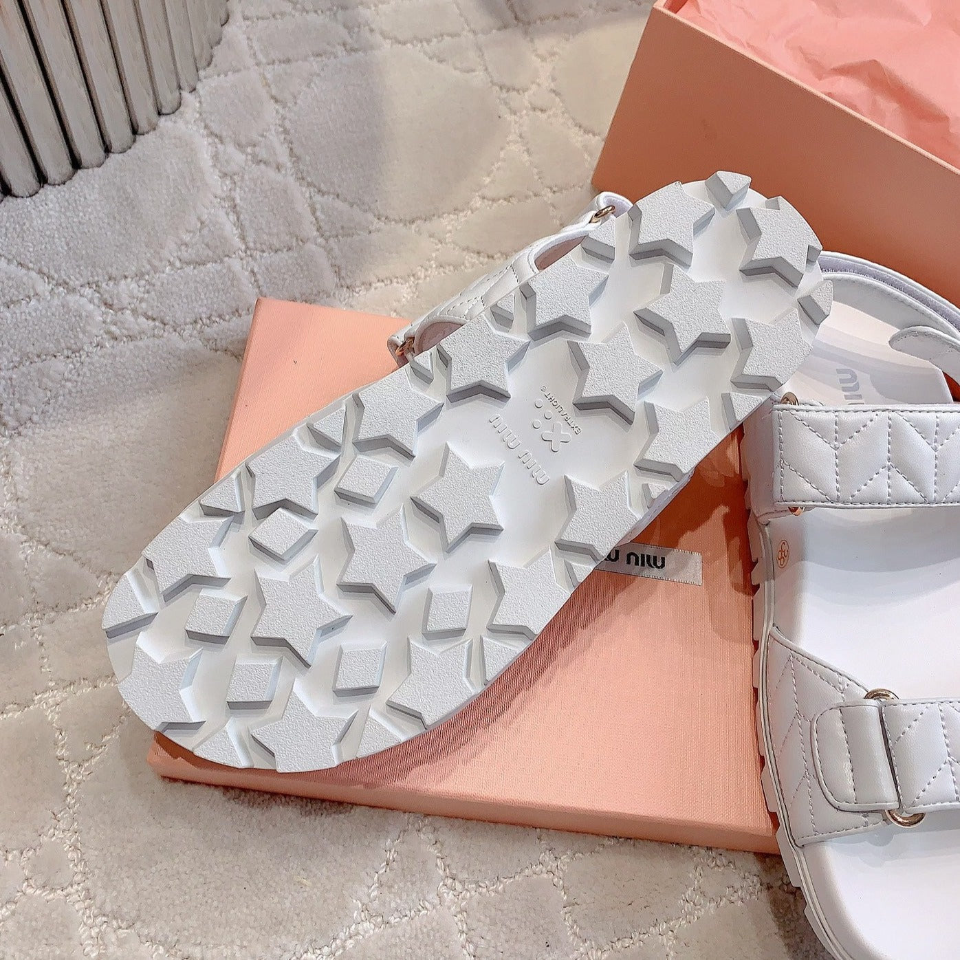 Sandals White Sheepskin With Horizontal Straps - 35