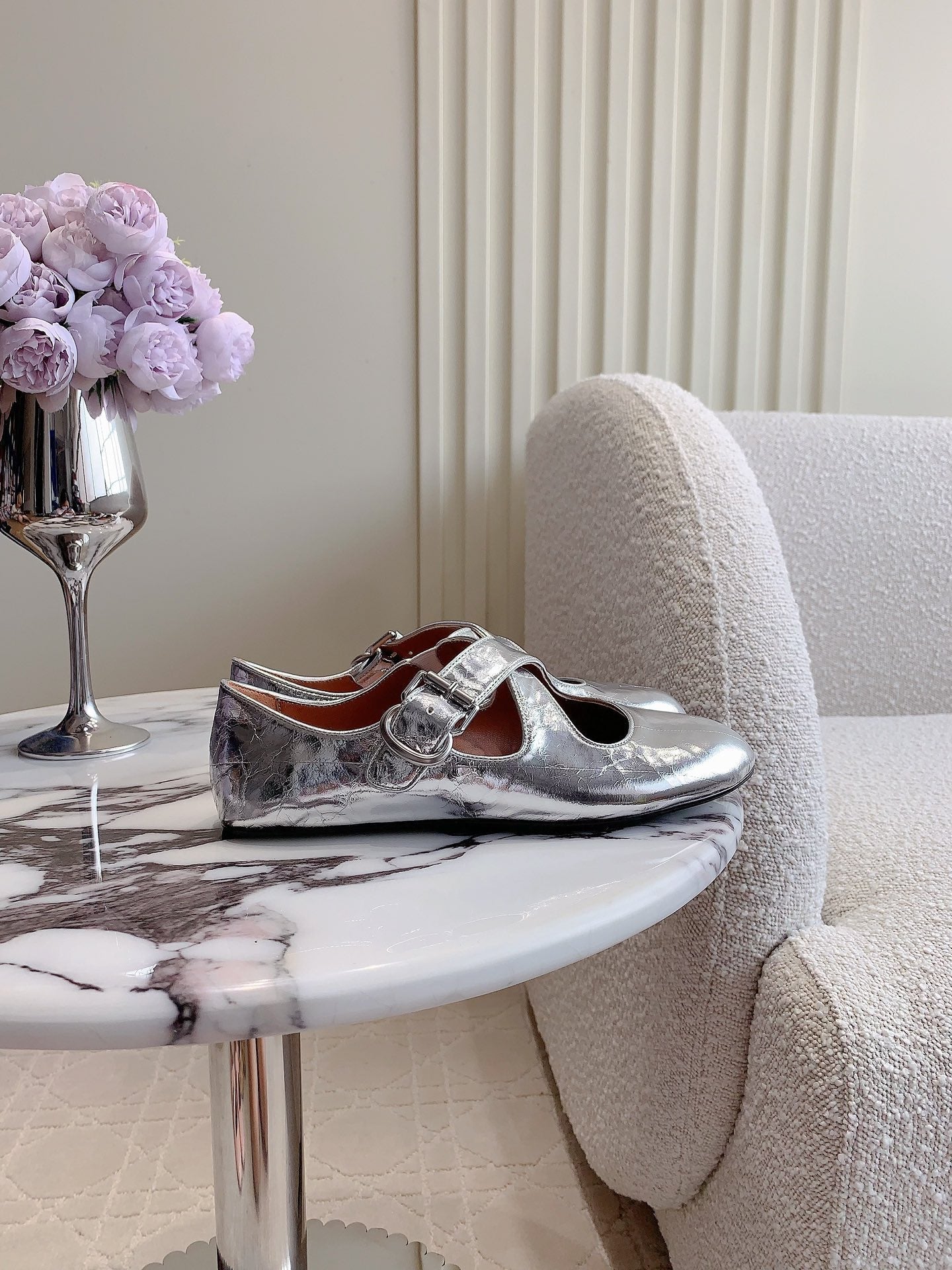 ALAIA CRISS CROSS BALLET FLAT IN SILVER LAMBSKIN - 35