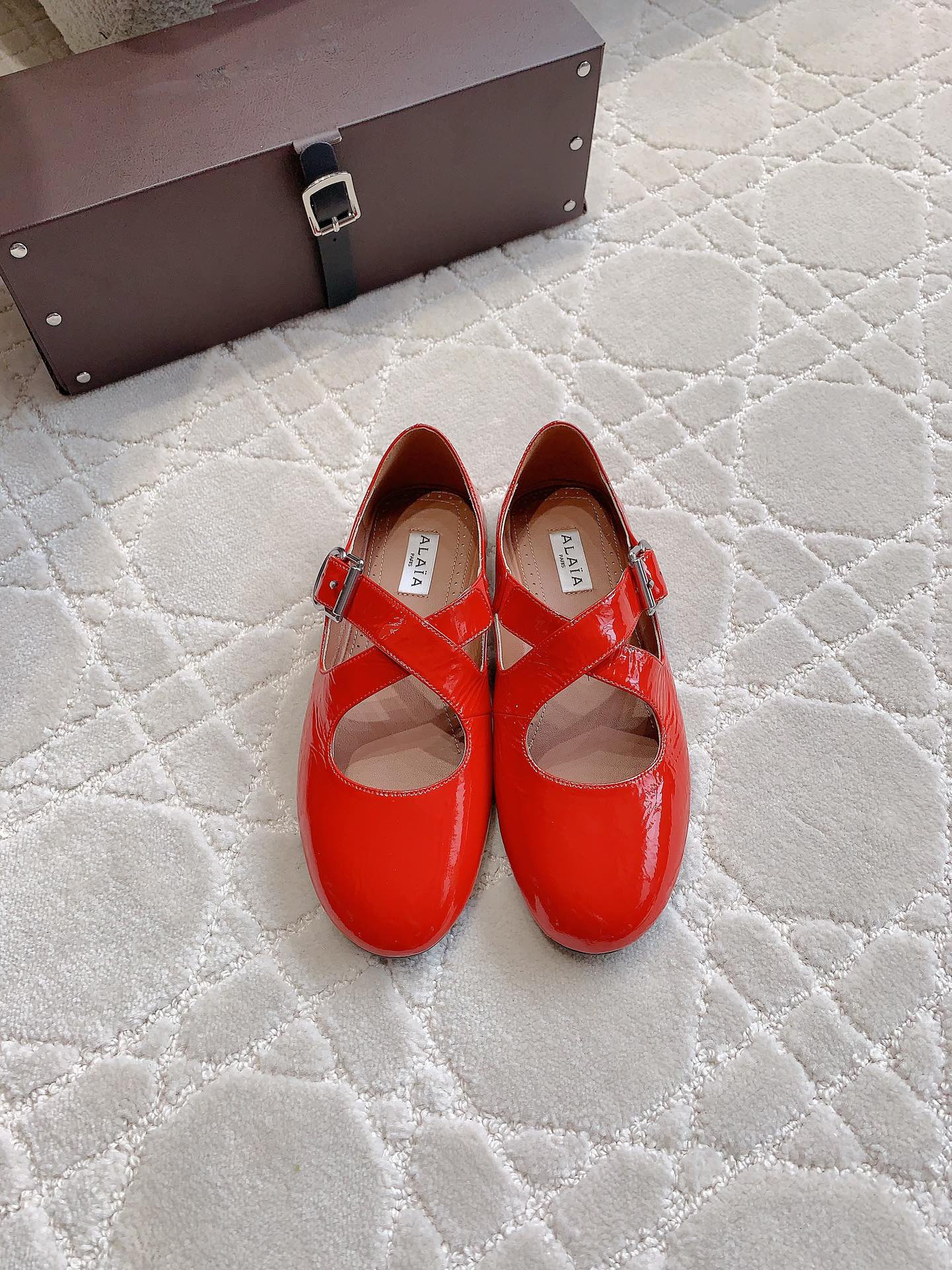 ALAIA CRISS CROSS BALLET FLAT IN CANDY RED LAMBSKIN WITH SILVER HARDWARE - 35