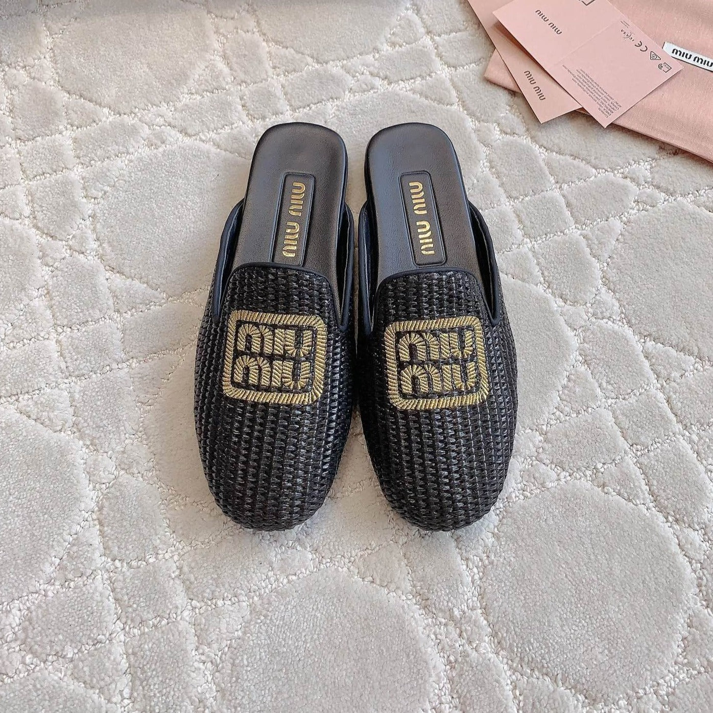MULES SLIPPERS BLACK STRAW WOVEN - 35
