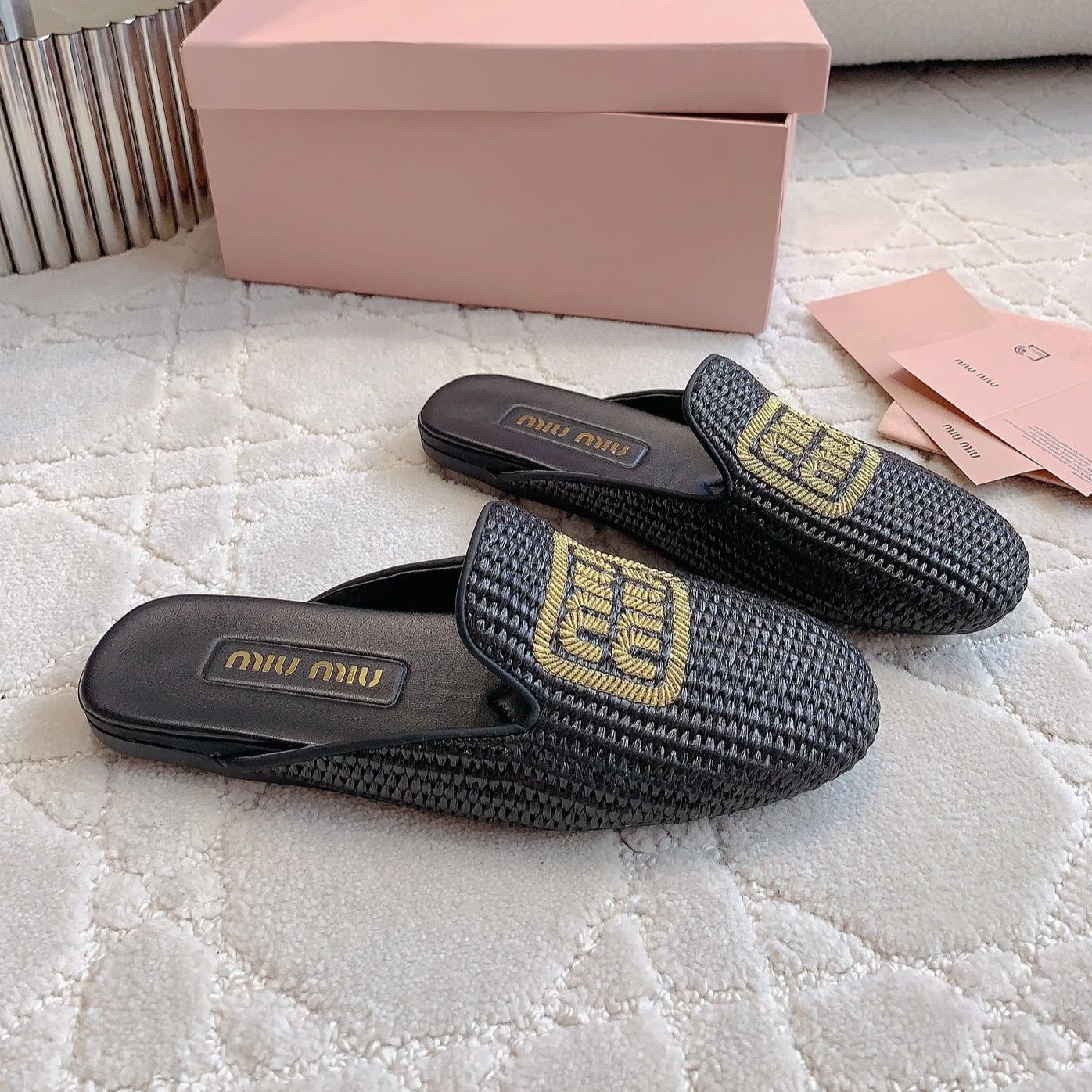 MULES SLIPPERS BLACK STRAW WOVEN - 35