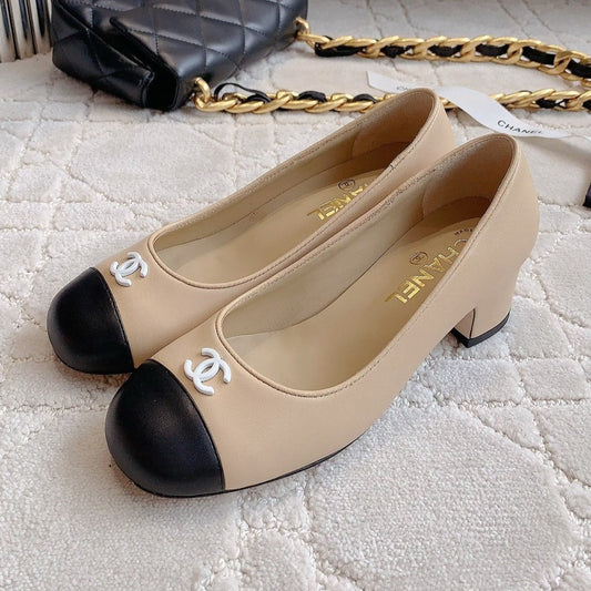 PUMP ROUNG TOE IN BEIGE CREAM MIX BLACK SHEEPSKIN - 34