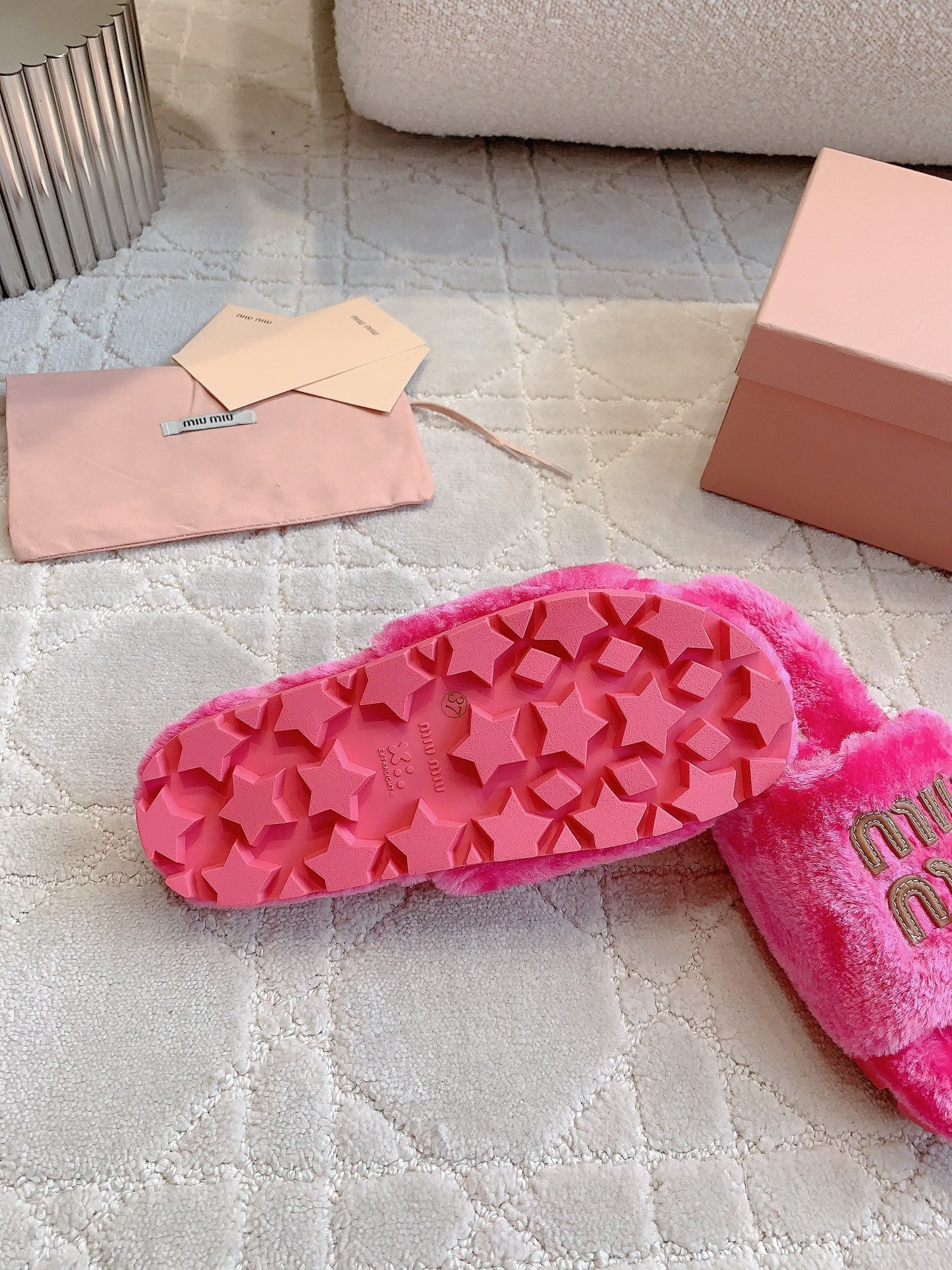 RABBIT FUR SLIPPERS MAGENTA PINK WITH EMBROIDED LOGO - 35