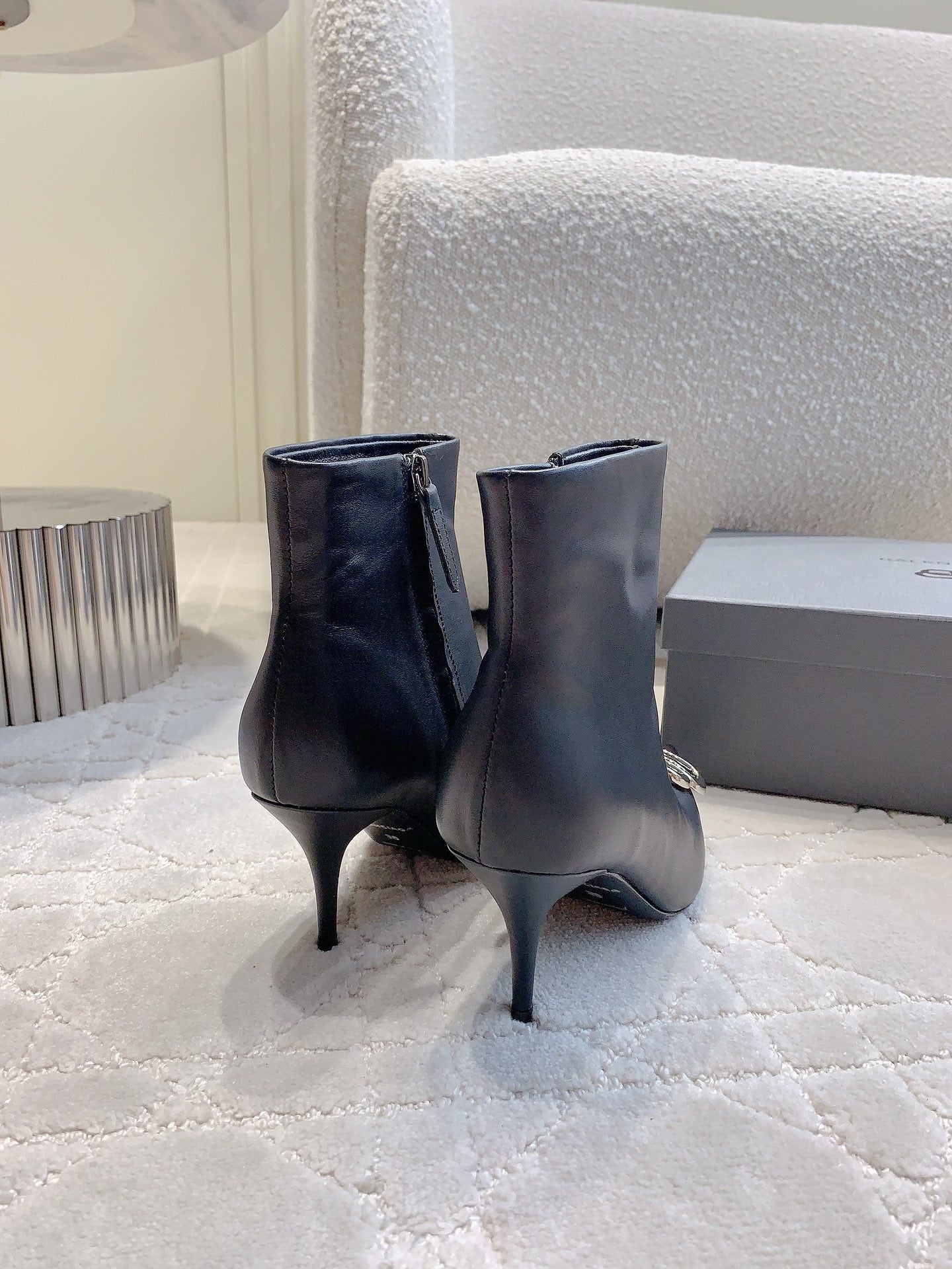 POINTED-TOE HIGH HEEL BOOTS IN BLACK SMOOTH LAMBSKIN - 34