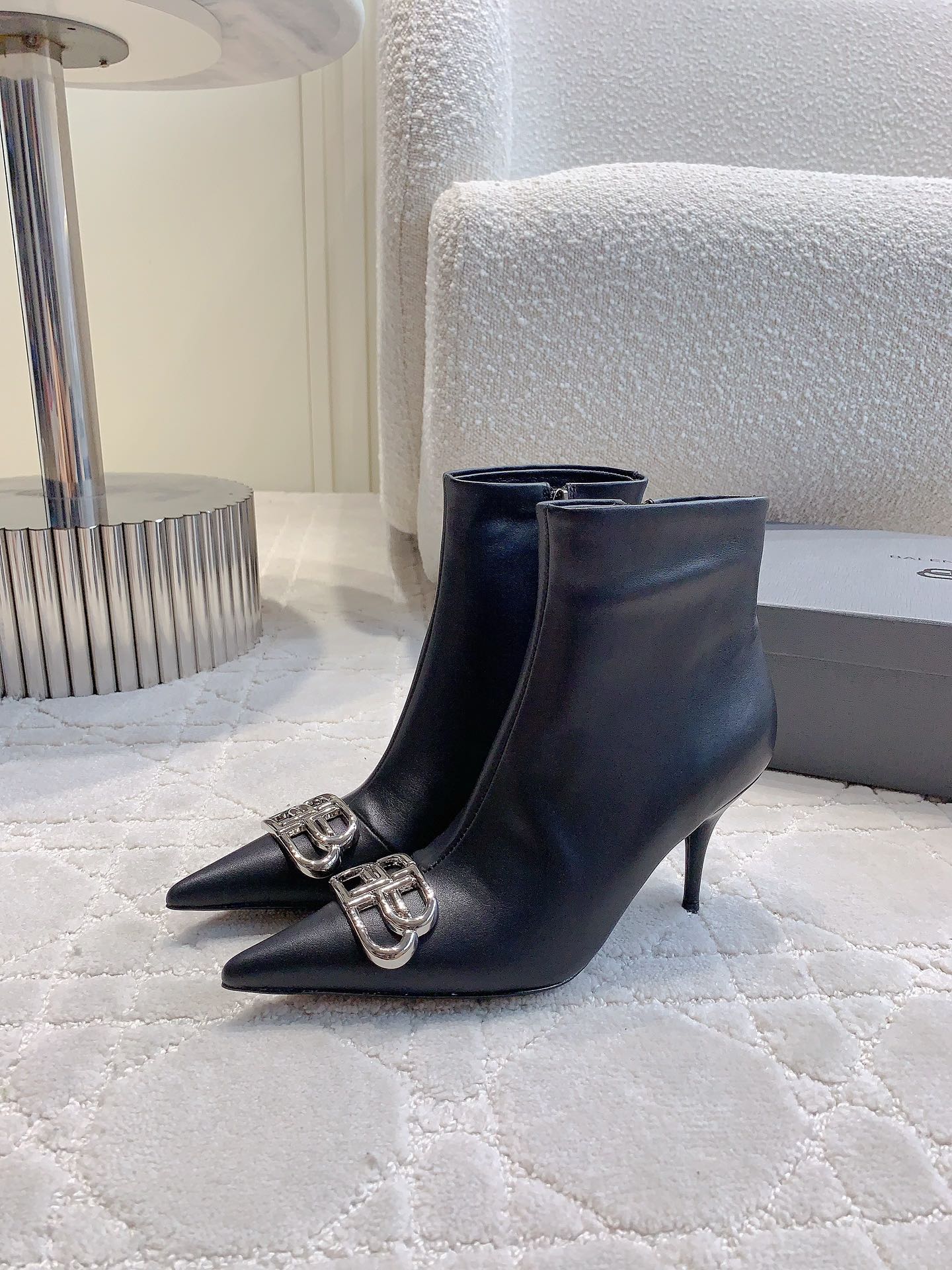 POINTED-TOE HIGH HEEL BOOTS IN BLACK SMOOTH LAMBSKIN - 34