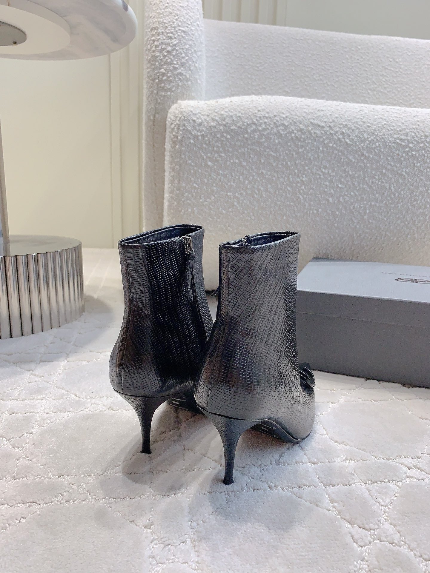 POINTED-TOE HIGH HEEL BOOTS IN BLACK LIZARD EMBOSSED CALFSKIN - 34