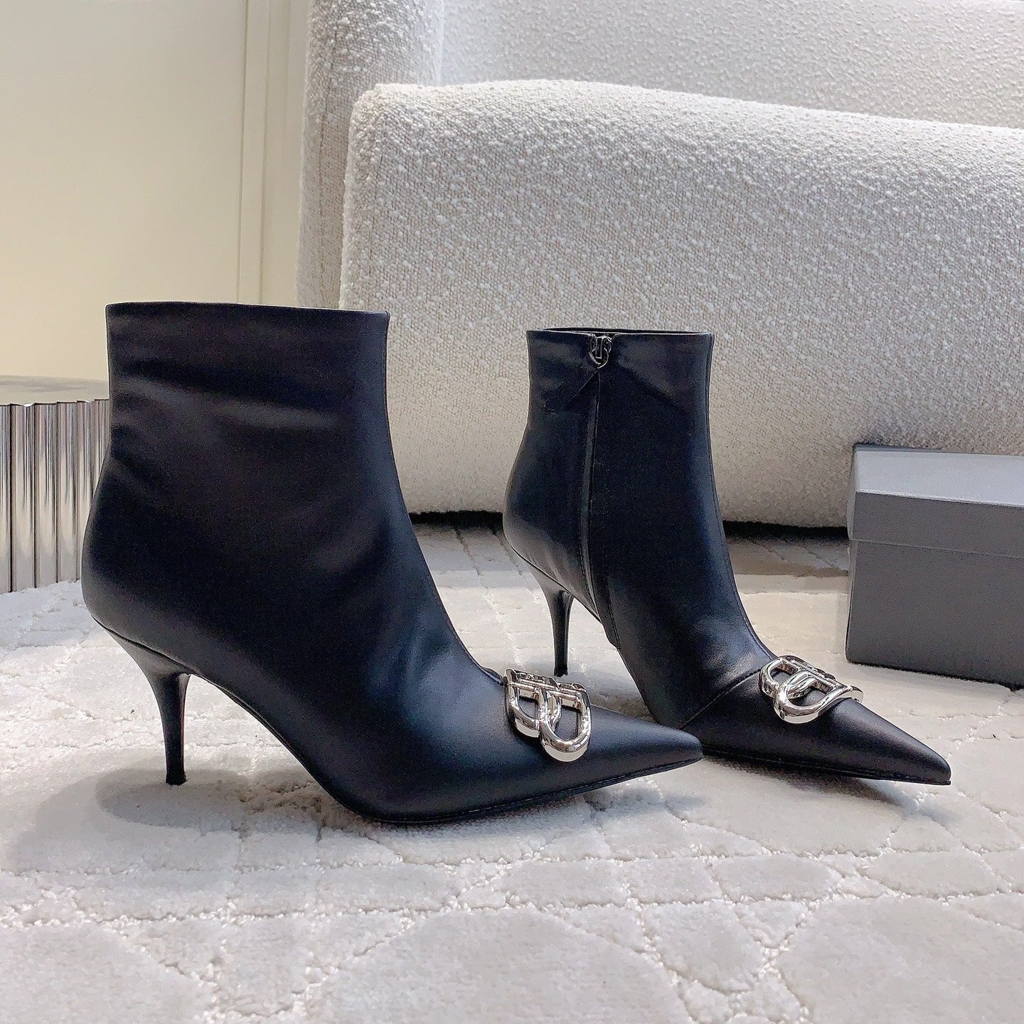 POINTED-TOE HIGH HEEL BOOTS IN BLACK SMOOTH LAMBSKIN - 34