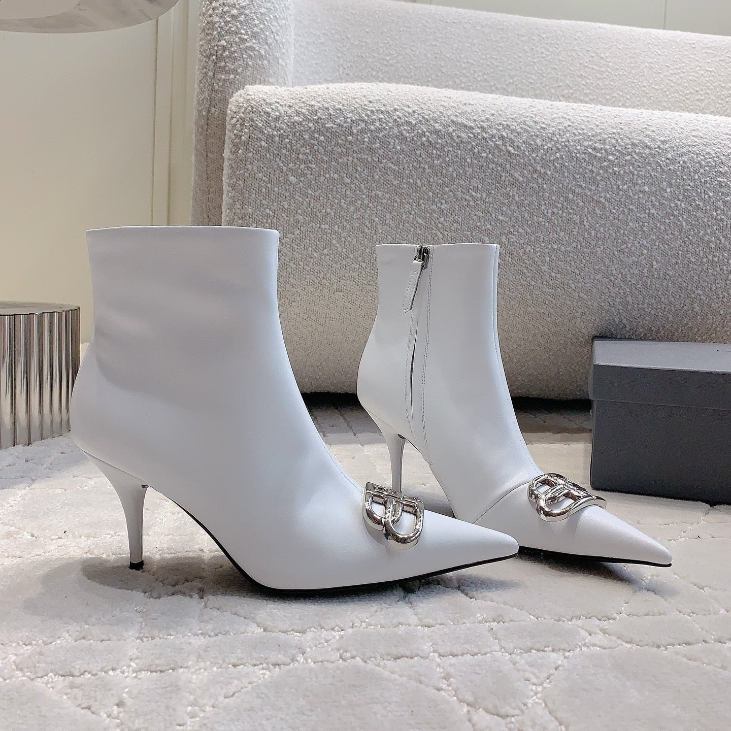 POINTED-TOE HIGH HEEL BOOTS IN WHITE SMOOTH LAMBSKIN - 34