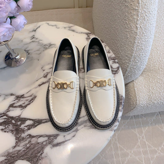 CHANEL 25S ARC DE TRIOMPHE LOAFERS IN WHITE CALFSKIN GOLD HARDWARE - 35