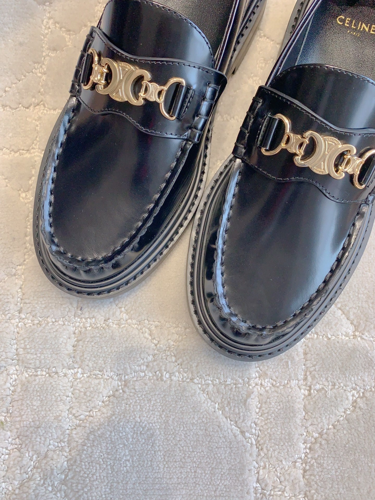 CHANEL 25S ARC DE TRIOMPHE LOAFERS IN BLACK SHINY CALFSKIN GOLD HARDWARE - 35