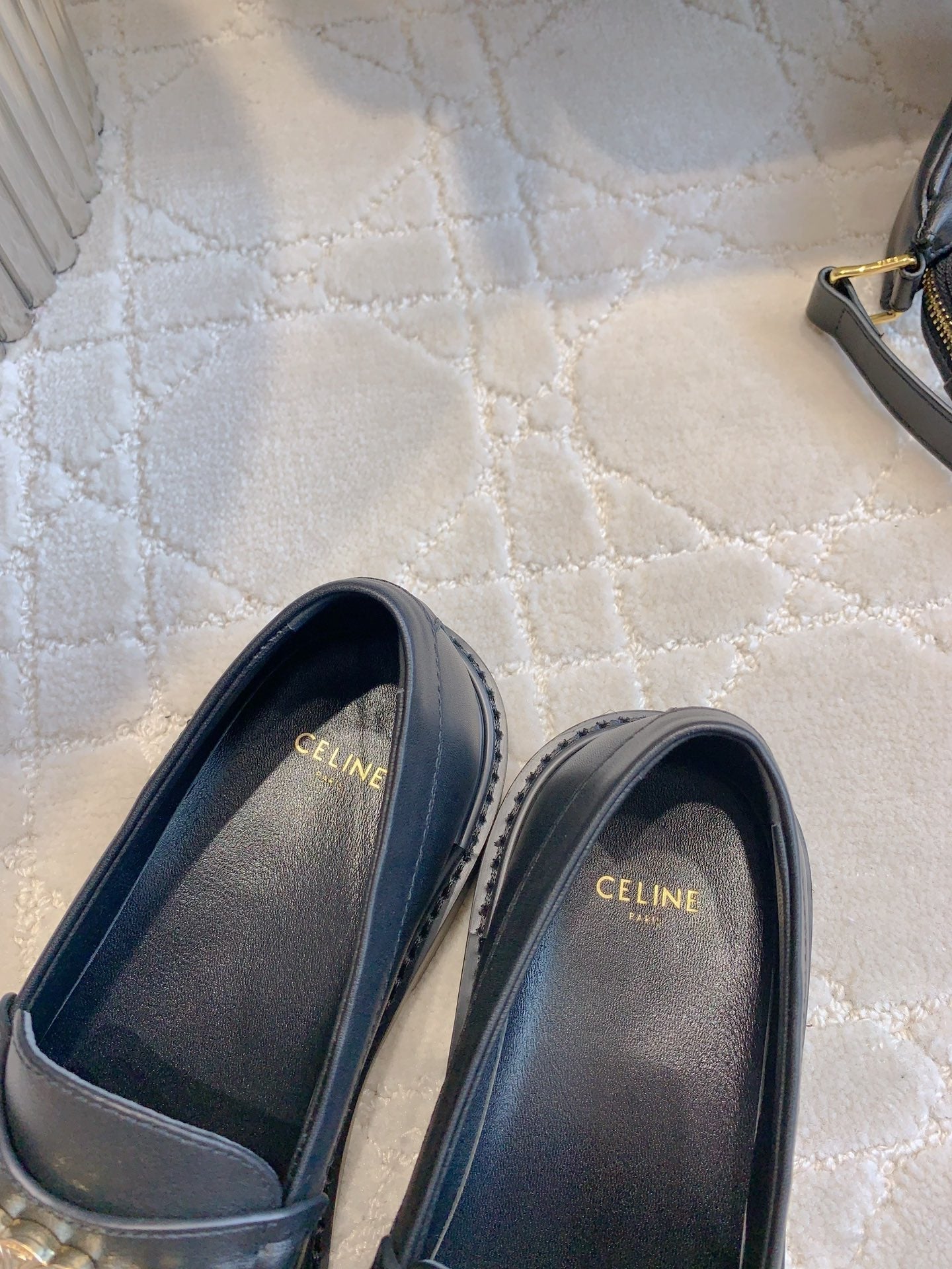 CHANEL 25S ARC DE TRIOMPHE LOAFERS IN BLACK CALFSKIN GOLD HARDWARE - 35