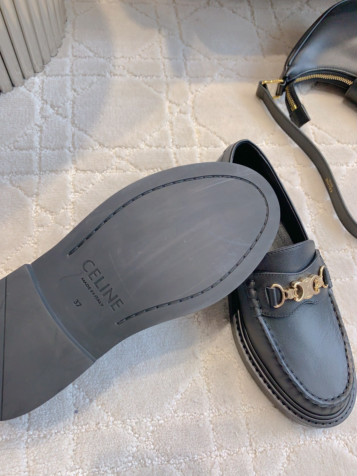 CHANEL 25S ARC DE TRIOMPHE LOAFERS IN BLACK CALFSKIN GOLD HARDWARE - 35