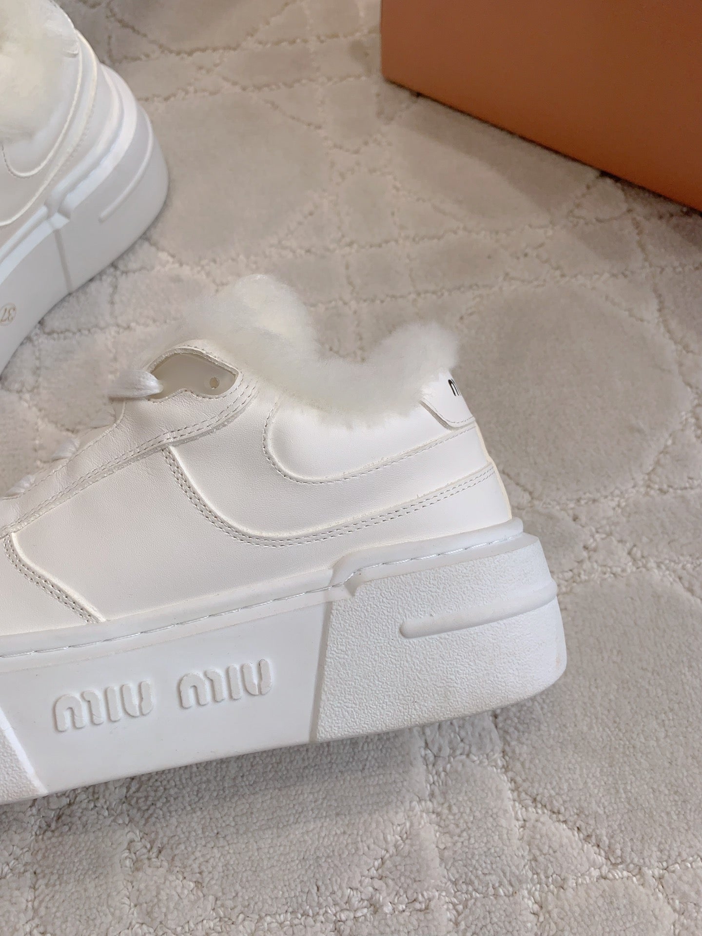 THICK SOLE SNEAKERS IN WHITE LAMBSKIN WITH RABBIT FUR LINING - 35