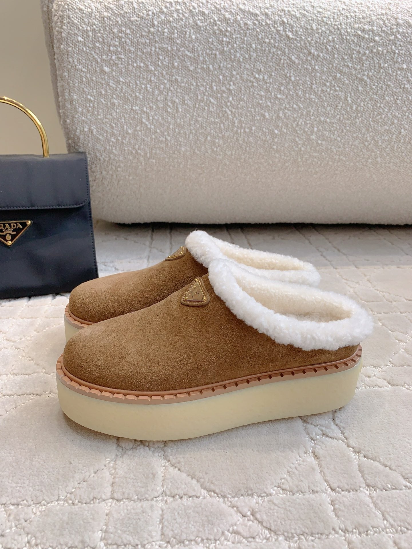 PRA MULES SHEARLING LINING IN TAN SUEDE - 35