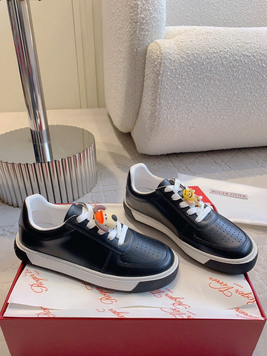 VIV' SKATE SNEAKERS IN BLACK CALFSKIN CARTOON CHARMS - 34