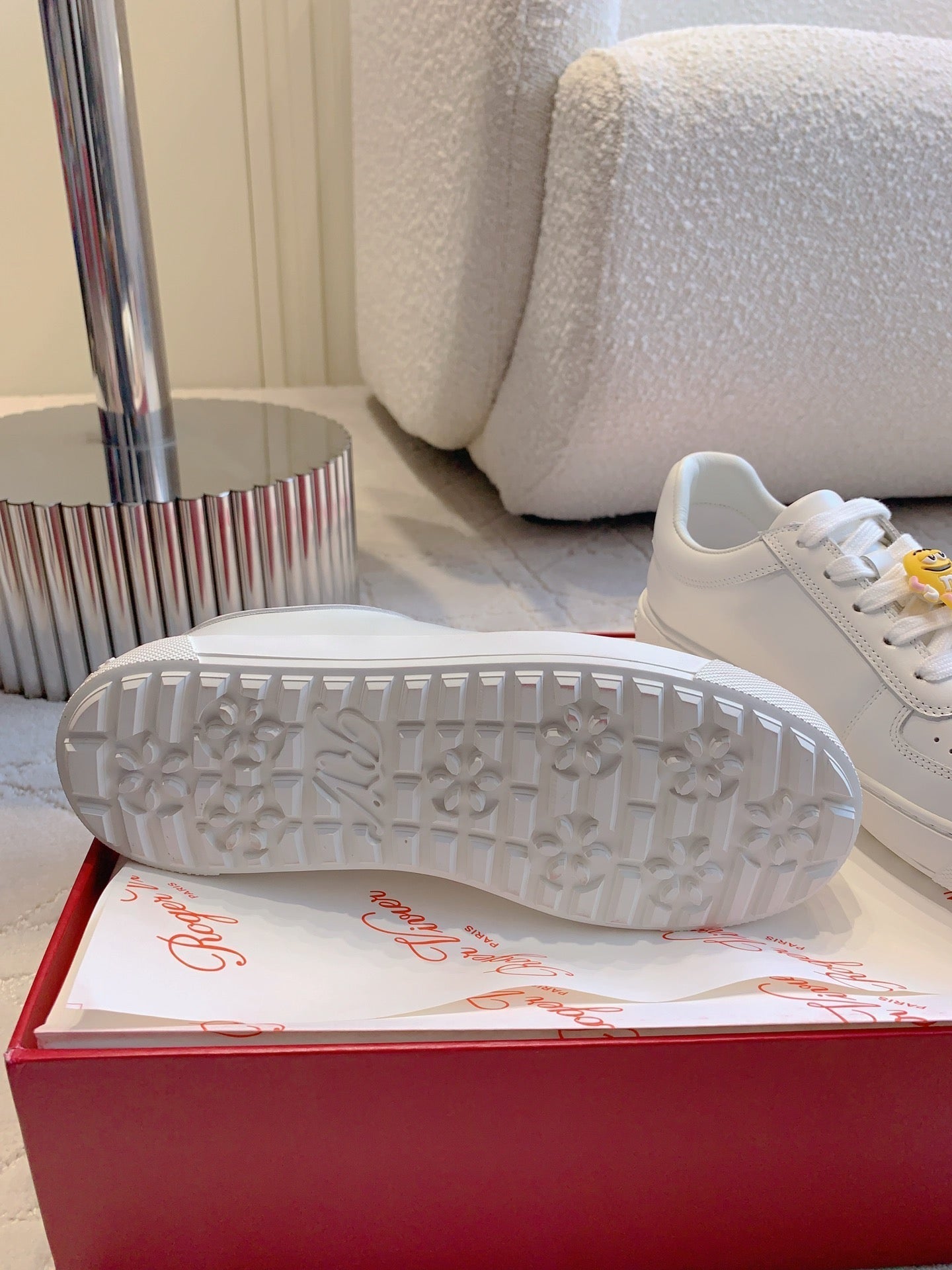 VIV' SKATE SNEAKERS IN WHITE CALFSKIN WITH CARTOON CHARM LACES - 34