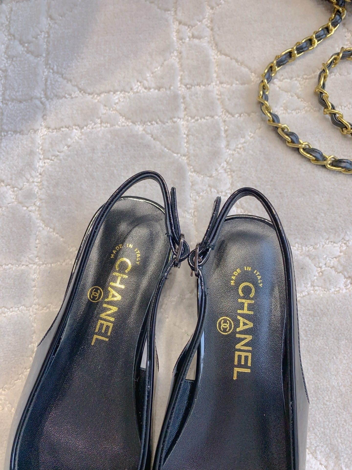 FLAT SLINGBACKS 2 CM IN BLACK PATENT CALFSKIN - 35
