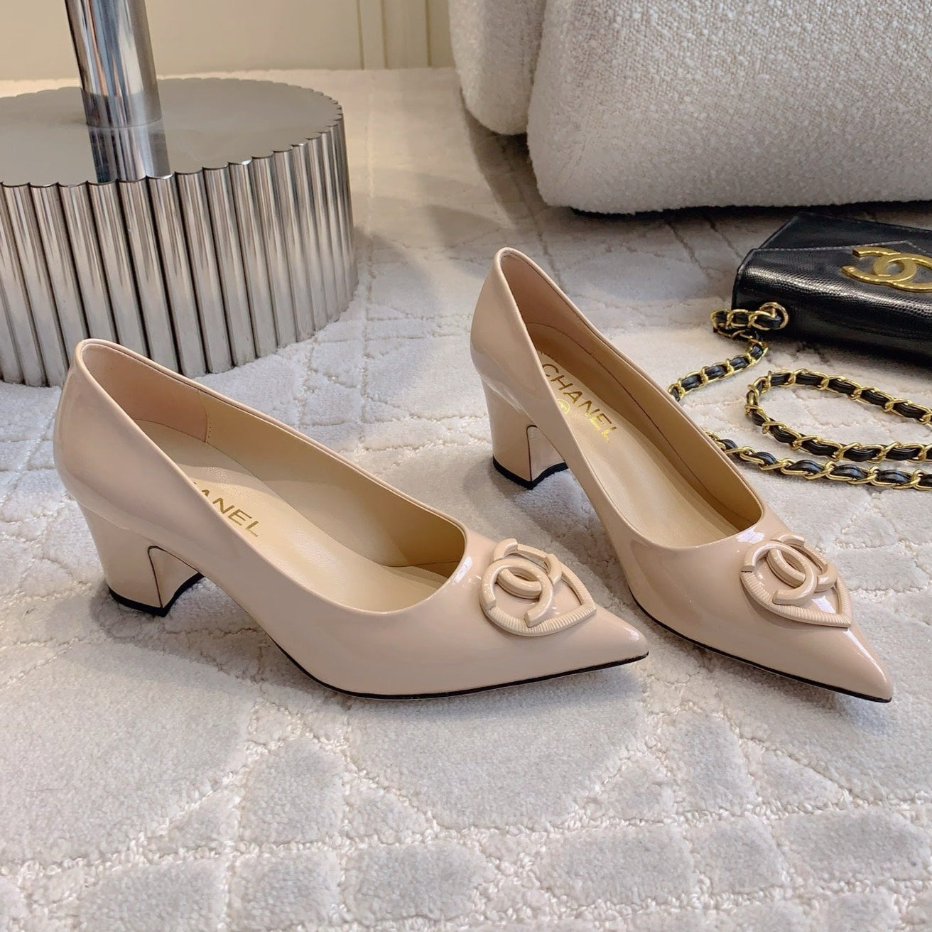 HIGH PUMP 65 MM IN BEIGE CREAM PATENT CALFSKIN - 35