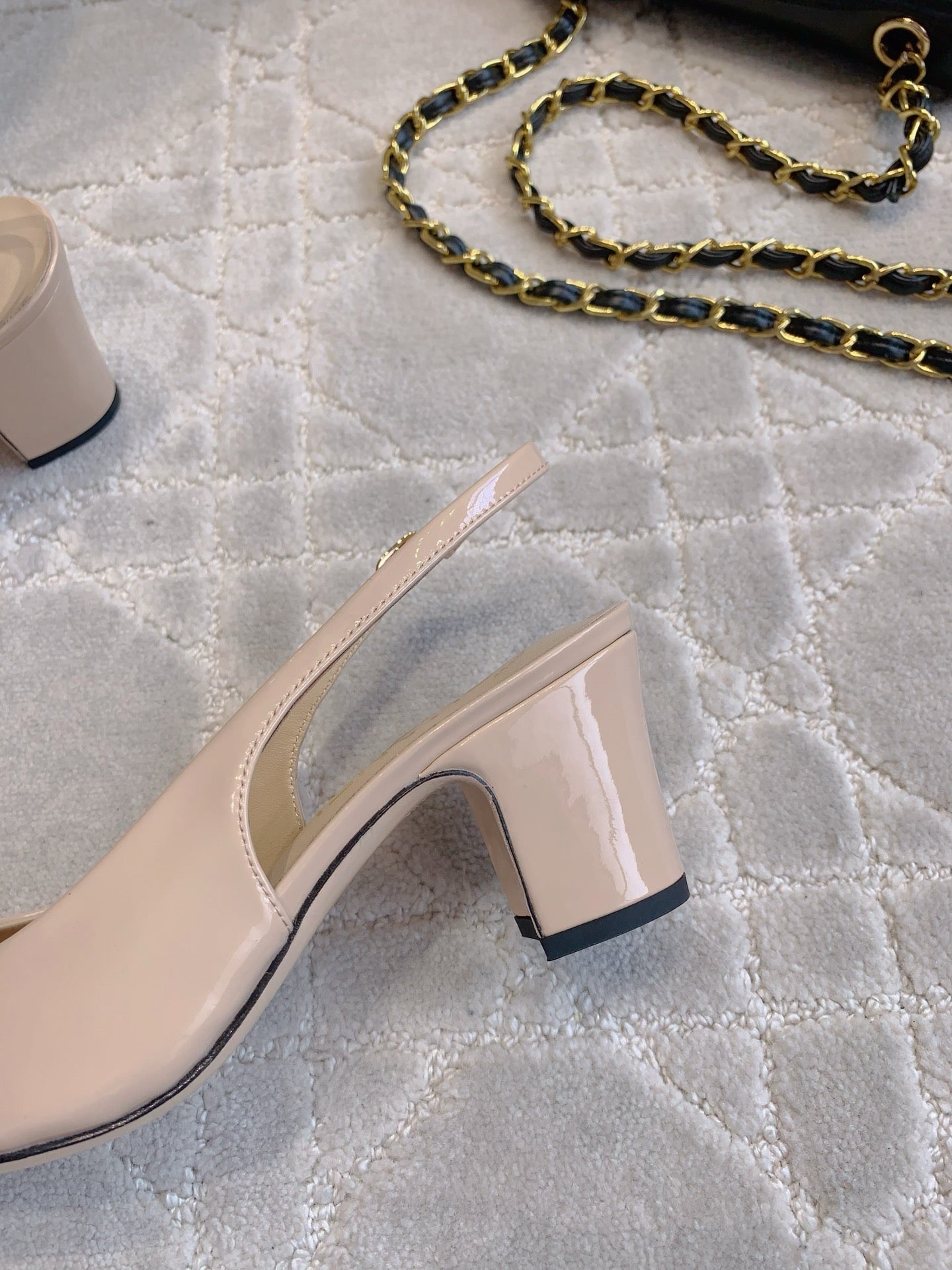 HIGH SLINGBACKS 65 MM IN BEIGE CREAM PATENT CALFSKIN - 35