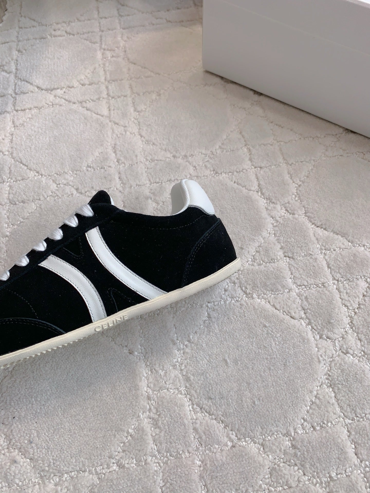 CELINE 25S JOGGER LOW LACE UP SNEAKER IN BLACK CALFSKIN AND SUEDE - 39