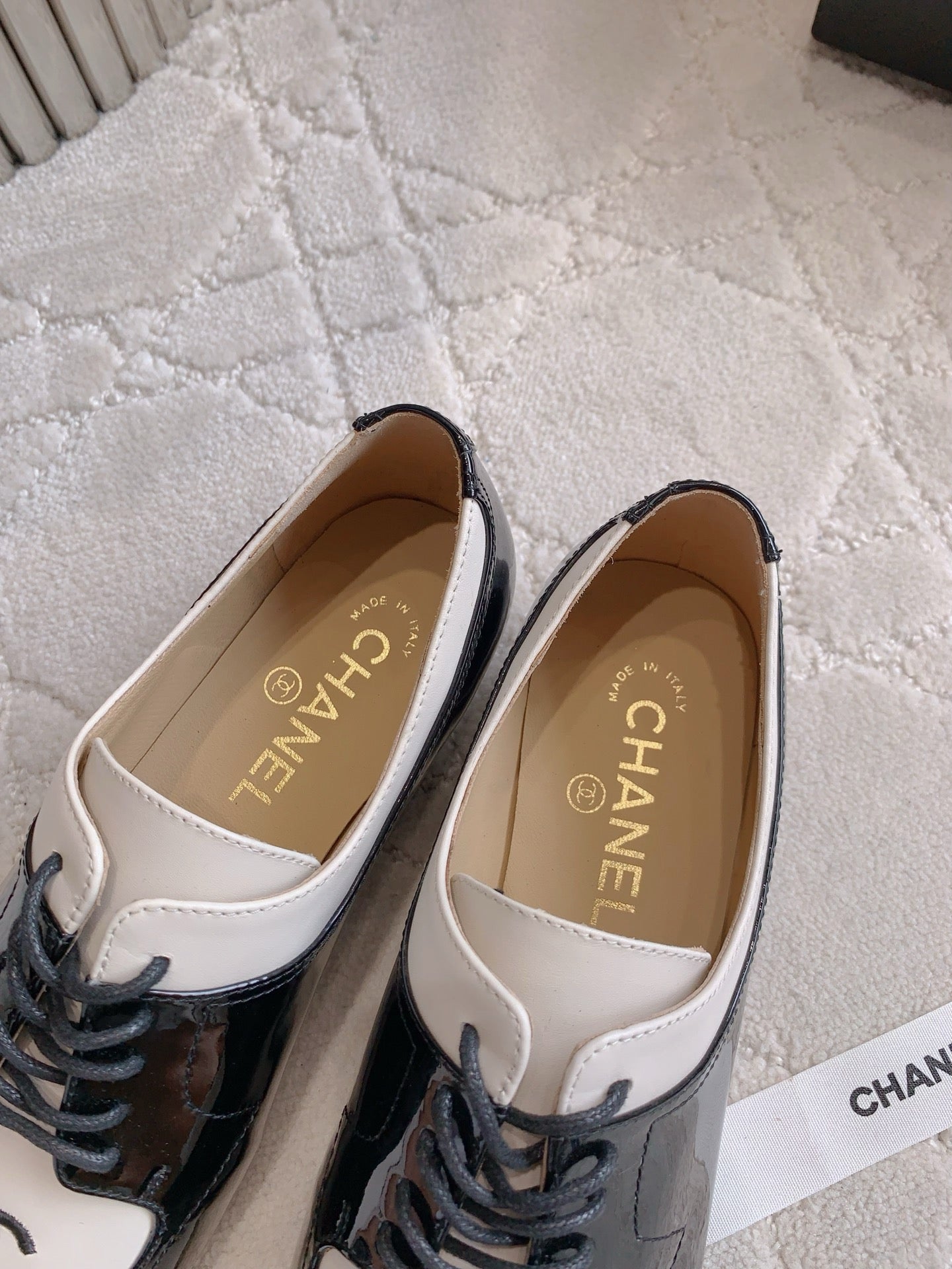 CHANEL 25S TWO TONE LACE UP IN BLACK AND WHITE SHINY CALFSKIN - 35