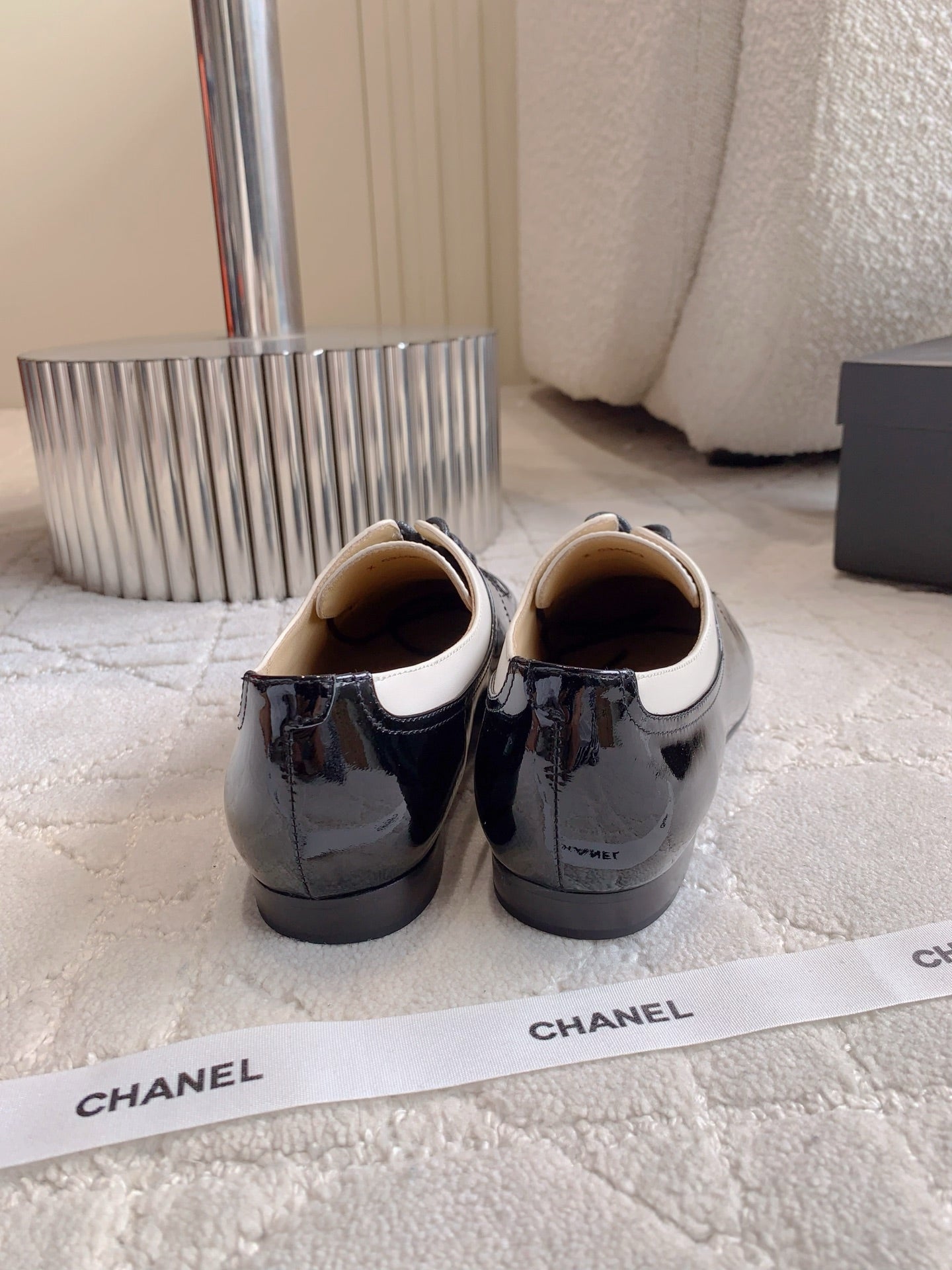 CHANEL 25S TWO TONE LACE UP IN BLACK AND WHITE SHINY CALFSKIN - 35