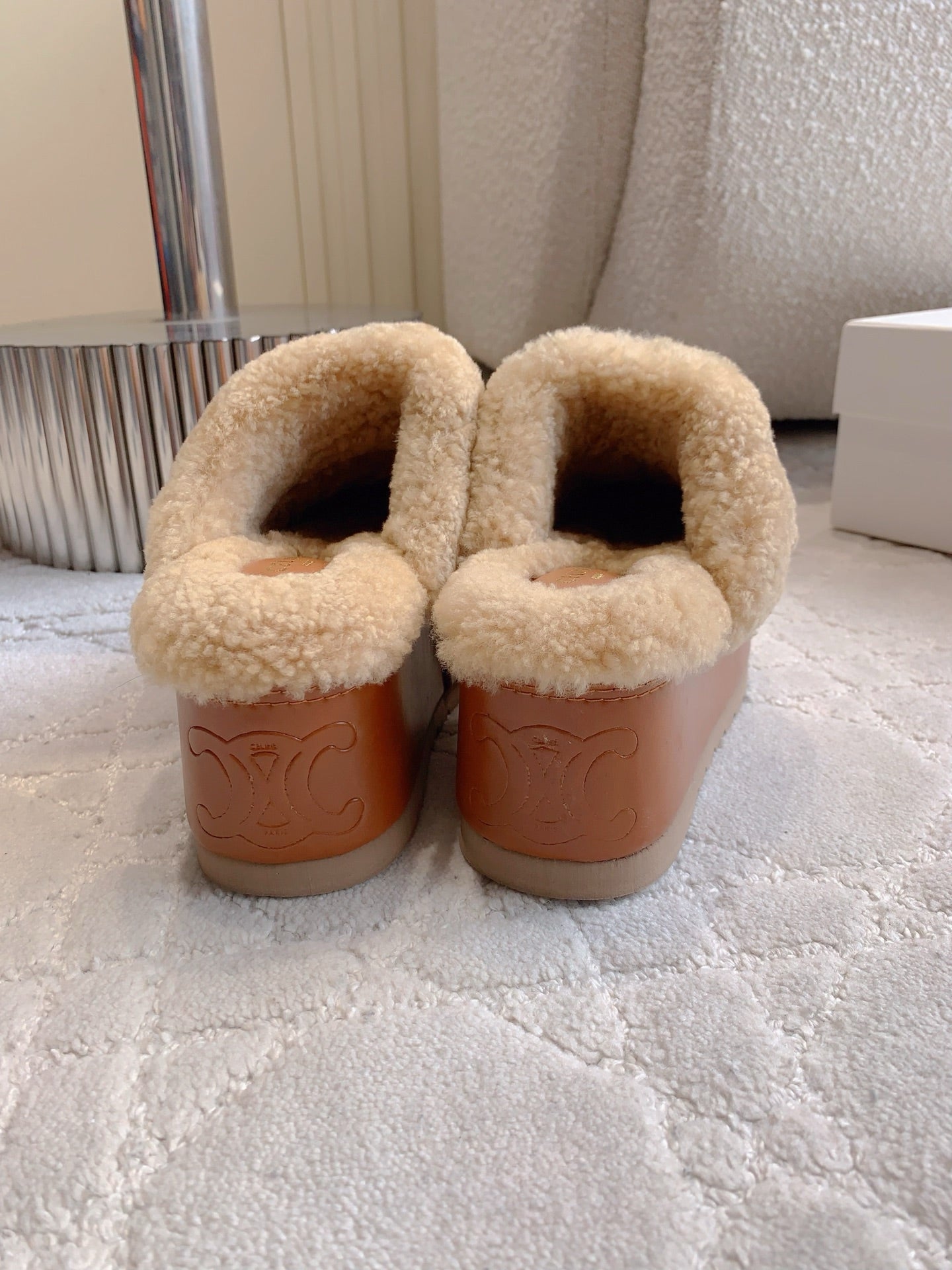 CELINE 25S DANA WEDGE MULE 70MM IN BURNT ORANGE SUEDE CALFSKIN AND SHEARLING - 35