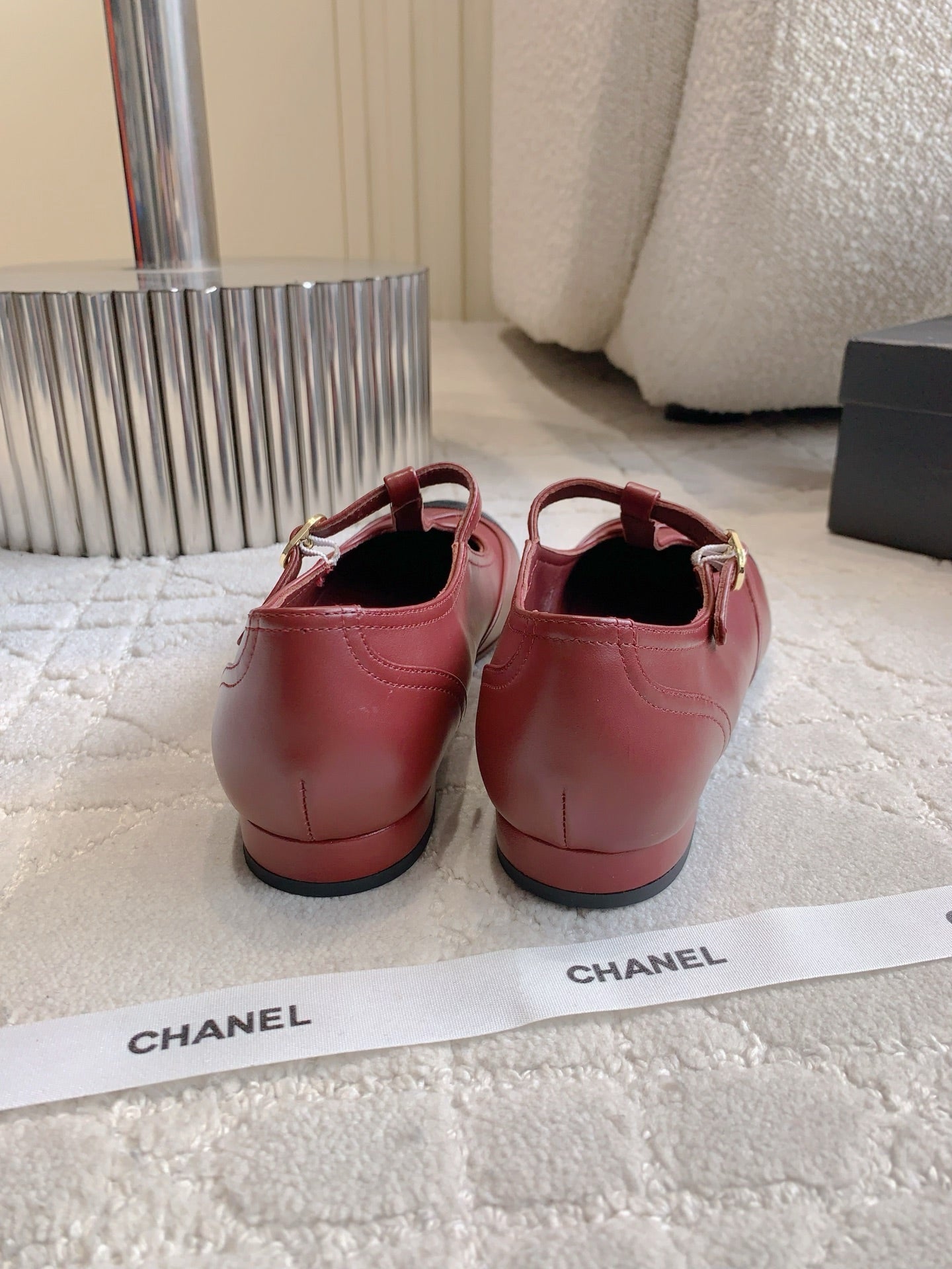CHANEL 25S MARY JANE IN BLACK AND ROSEWOOD CALFSKIN GOLD HARDWARE - 35