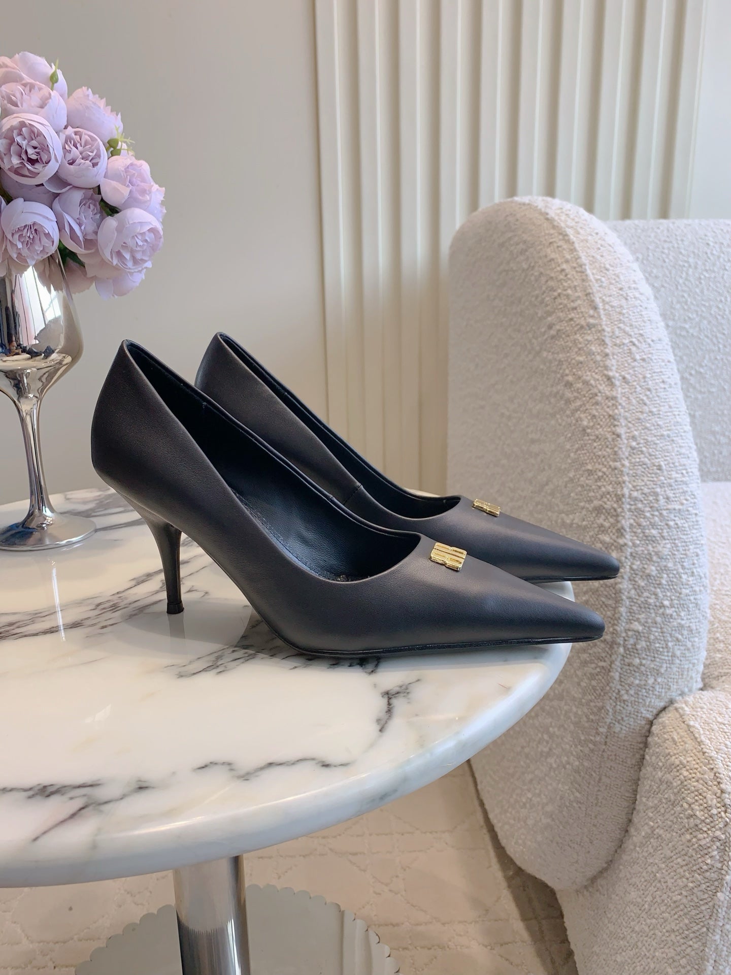 BALENCIAGA 25S POINTED-TOE HIGH HEELS 70 MM IN BLACK CALFSKIN WITH GOLD HARDWARE - 35