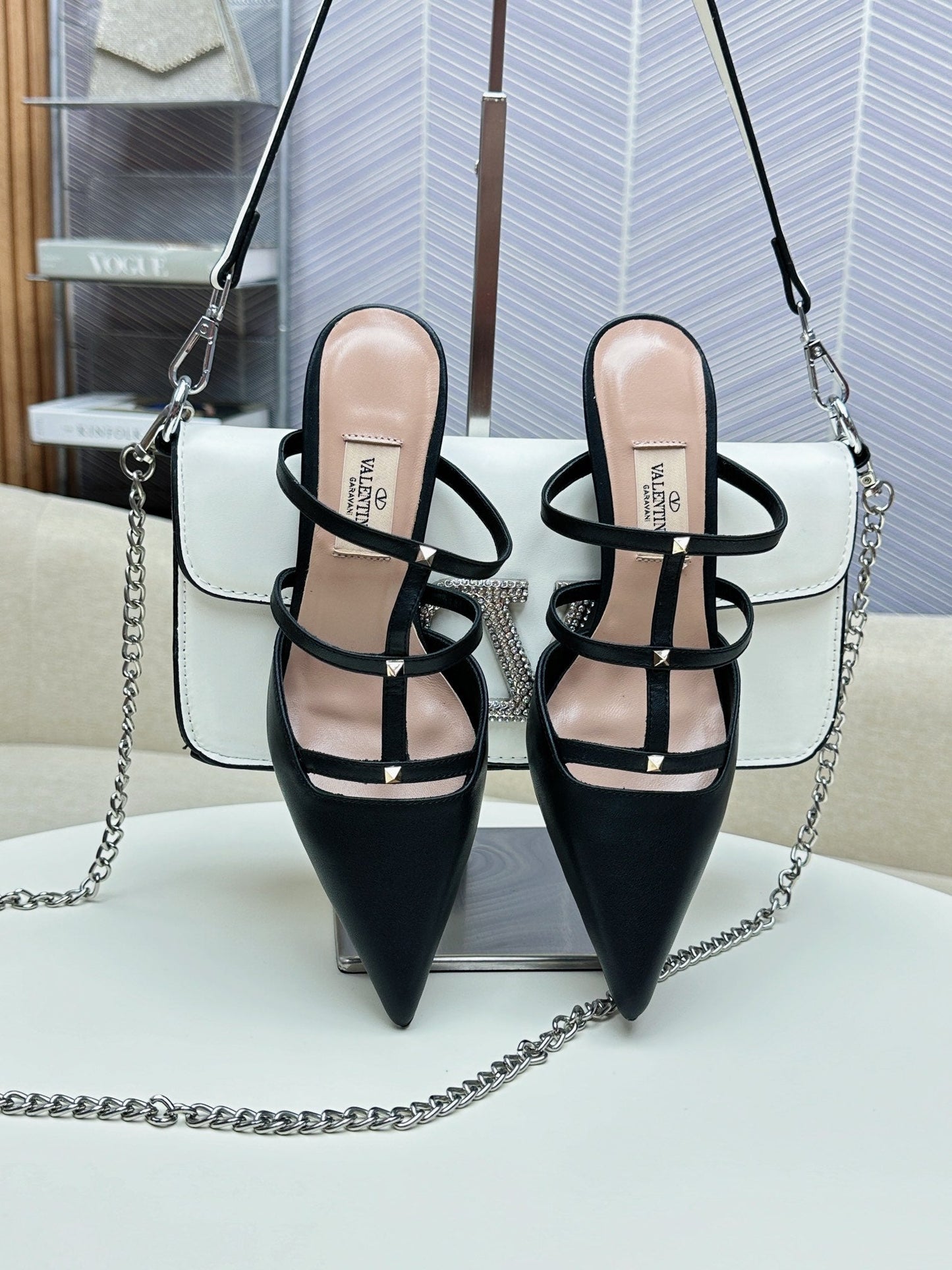 ROCKSTUD WISPY BLACK CALFSKIN MULE 60MM - 34